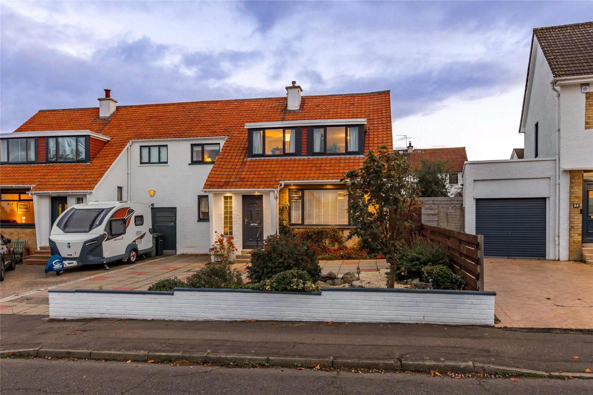 23 Silverknowes Brae, Edinburgh, EH4 5PQ - Picture #1