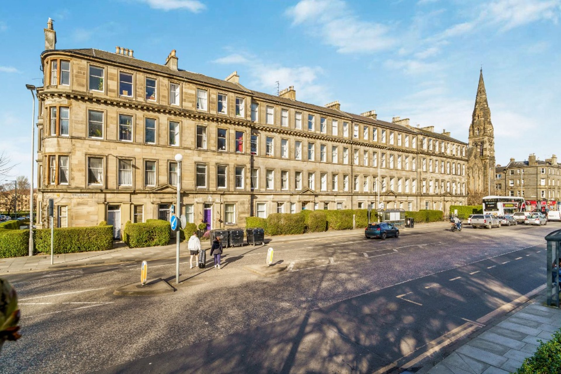17 Brunton Place, Abbeyhill, Edinburgh, EH75EJ - Picture #1