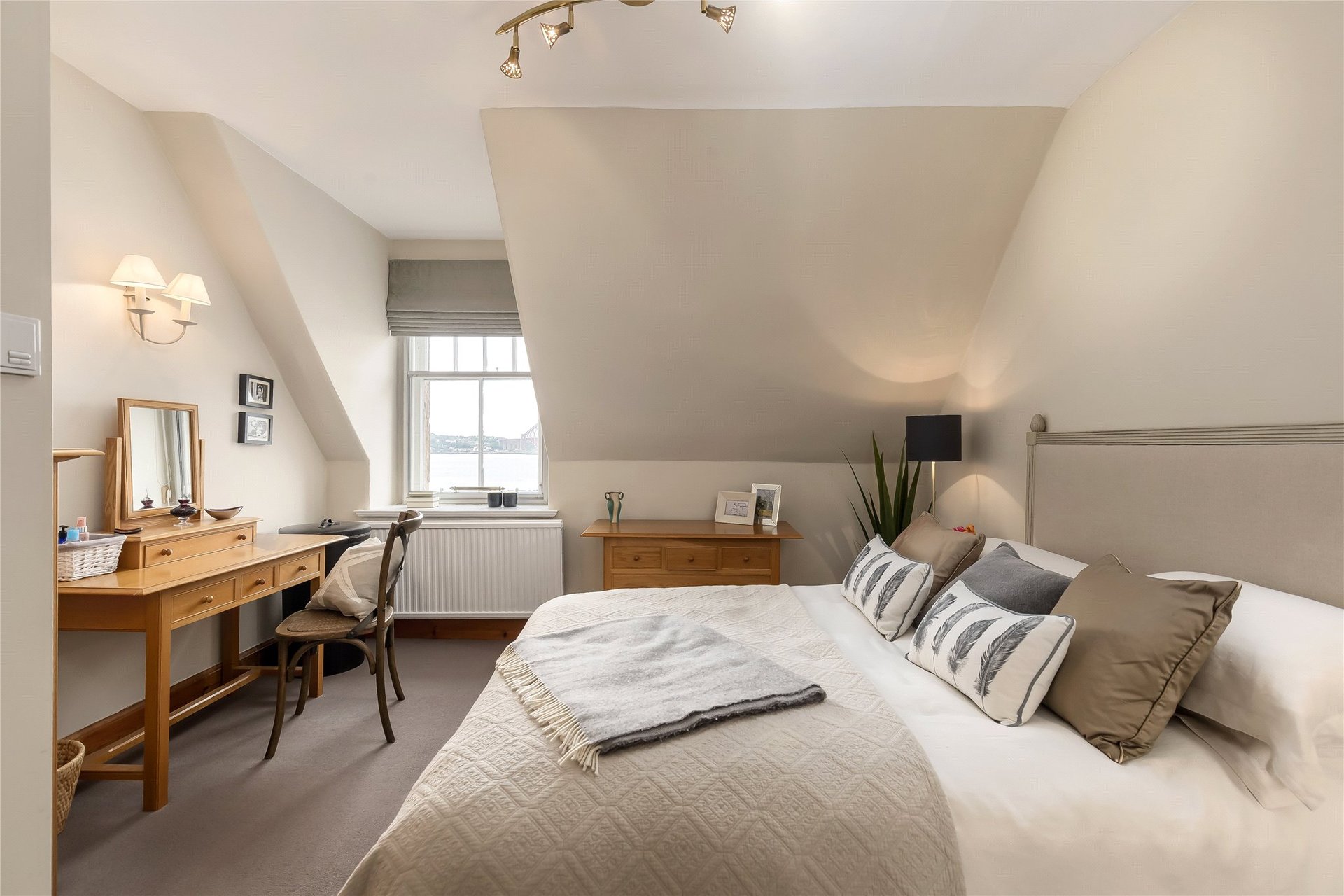 Forbes Gardens, 15/2 East Terrace, South Queensferry, Edinburgh, EH30 9HS - Picture #12