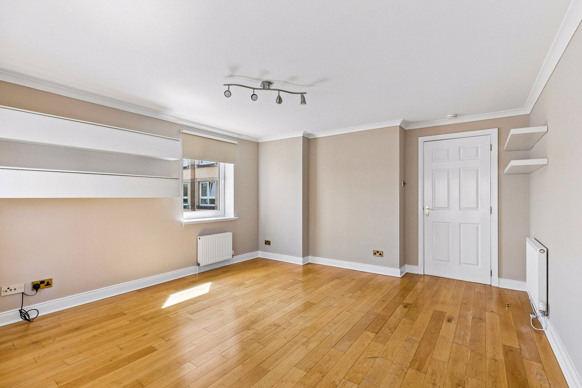 1/3, 172 Crow Road, Broomhill, Glasgow, G11 7JS - Picture #3