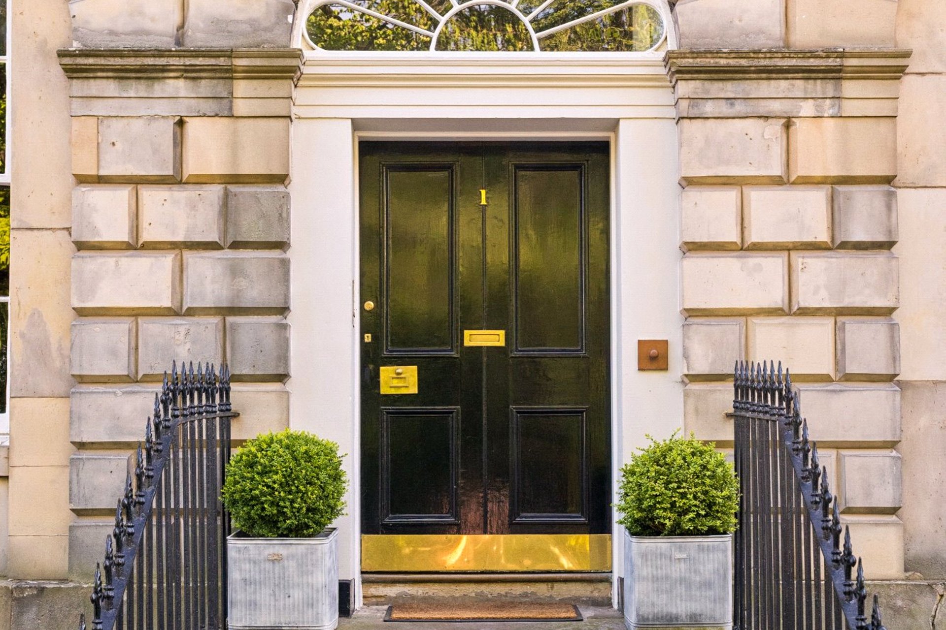 1/3 Royal Crescent, Edinburgh, EH3 6PZ - Picture #2