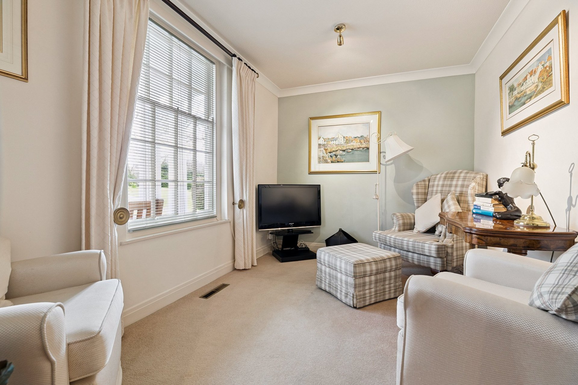 1 Woodlands Grove, Milngavie, G62 8PJ - Picture #17