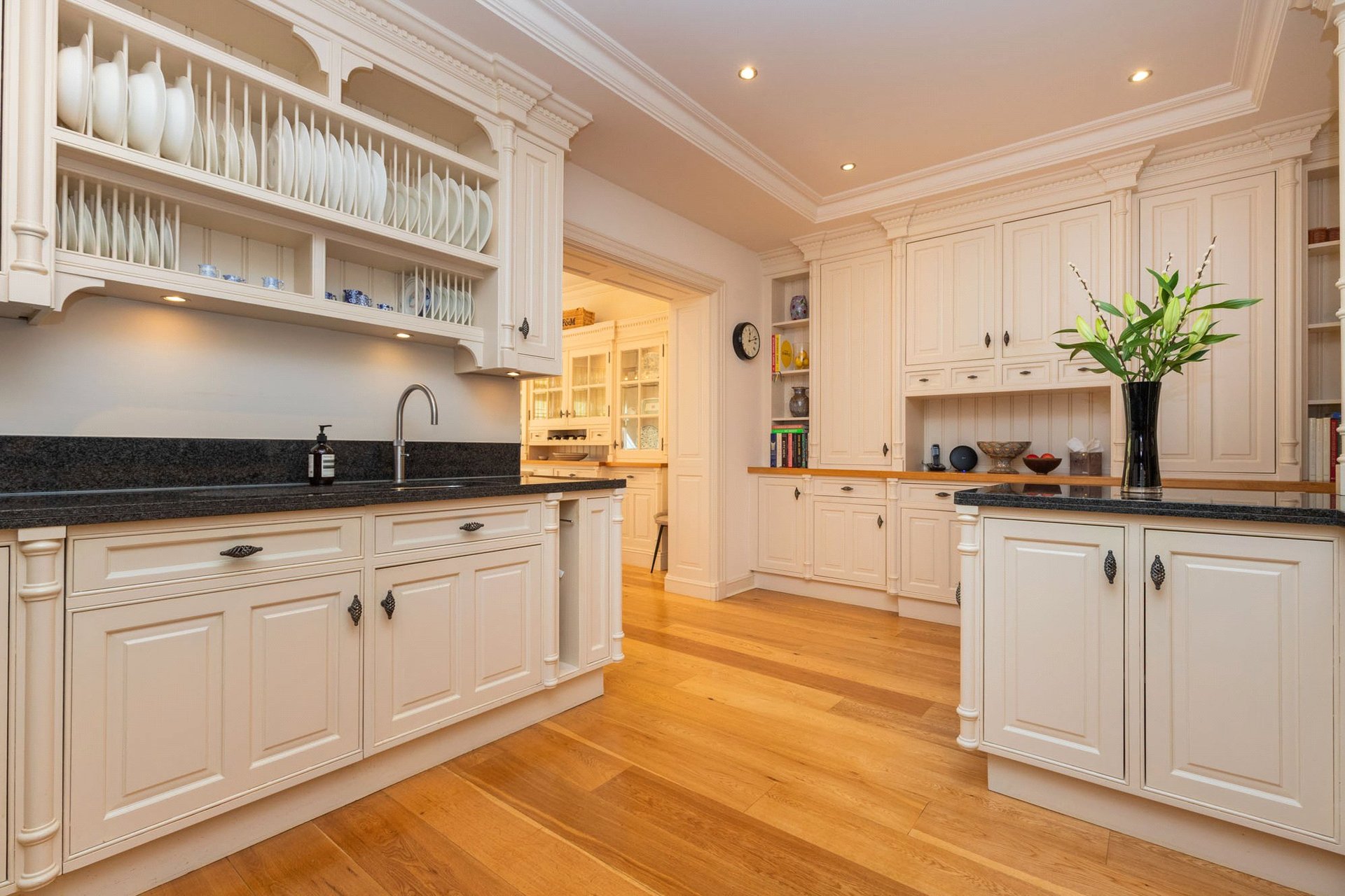 10 Matherton Avenue, Newton Mearns, Glasgow, G77 5EY - Picture #11