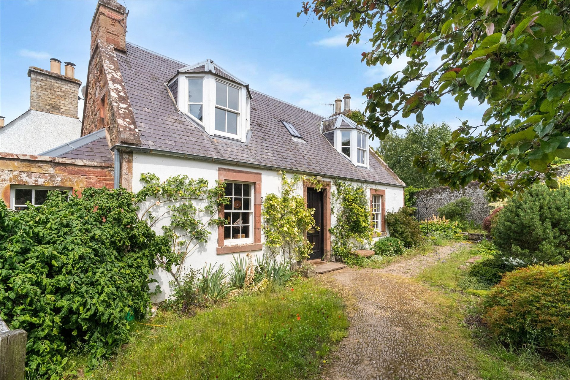 Claymire Cottage, Claymire's Lane, Newstead, Melrose, Scottish Borders, TD6 9RW - Picture #1