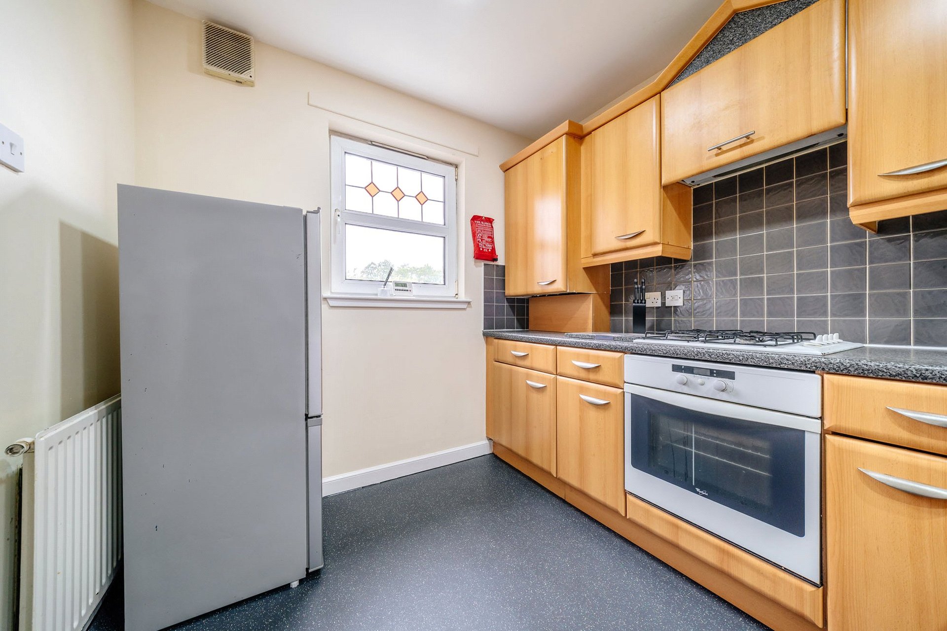 95 Burnvale, Livingston, West Lothian, EH54 6DQ - Picture #4
