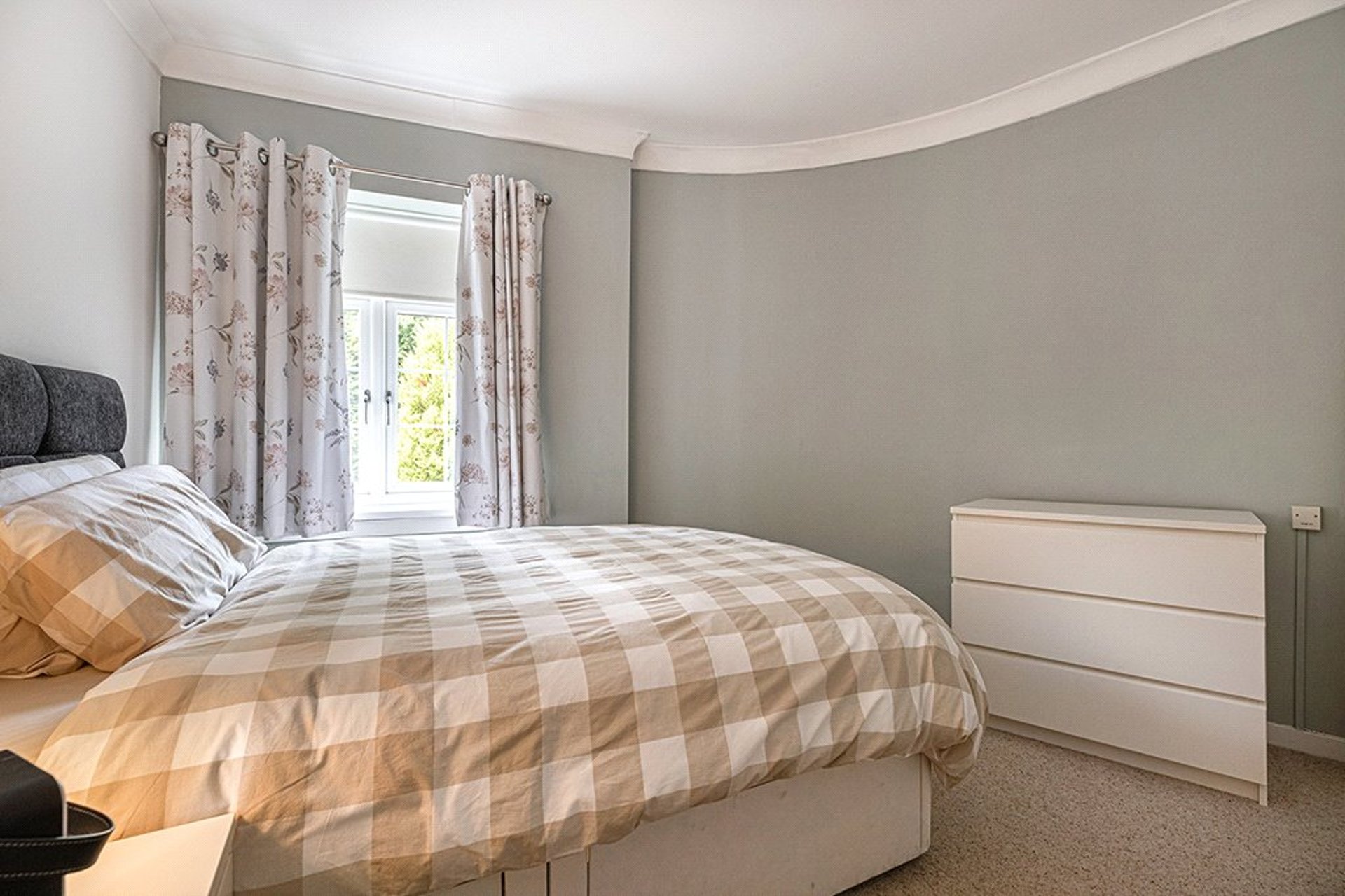 Stables Cottage, 8 Beechwood Lane, Bearsden, G61 2QT - Picture #13