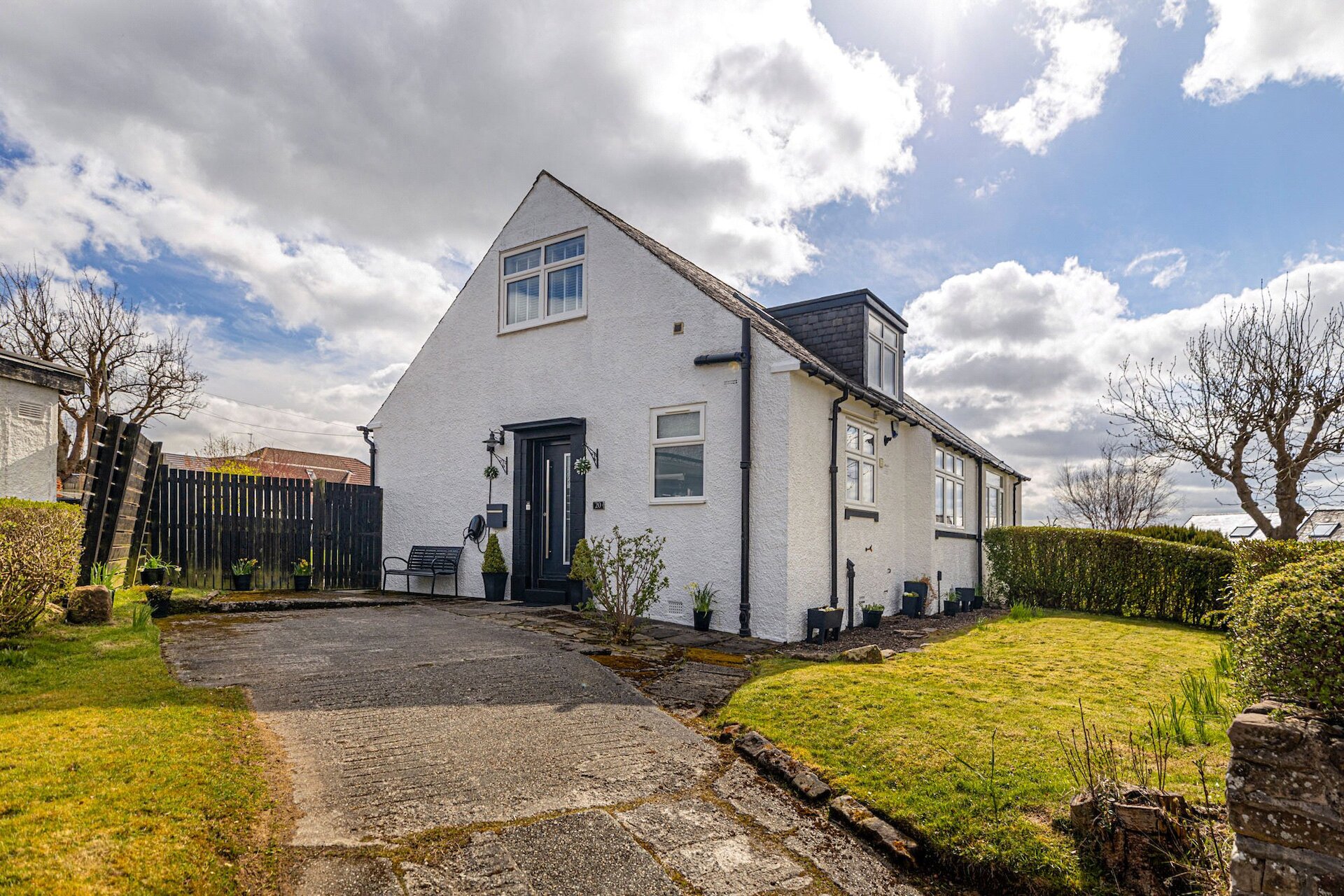 20 Mansefield Crescent, Clarkston, Glasgow, G76 7EB - Picture #1