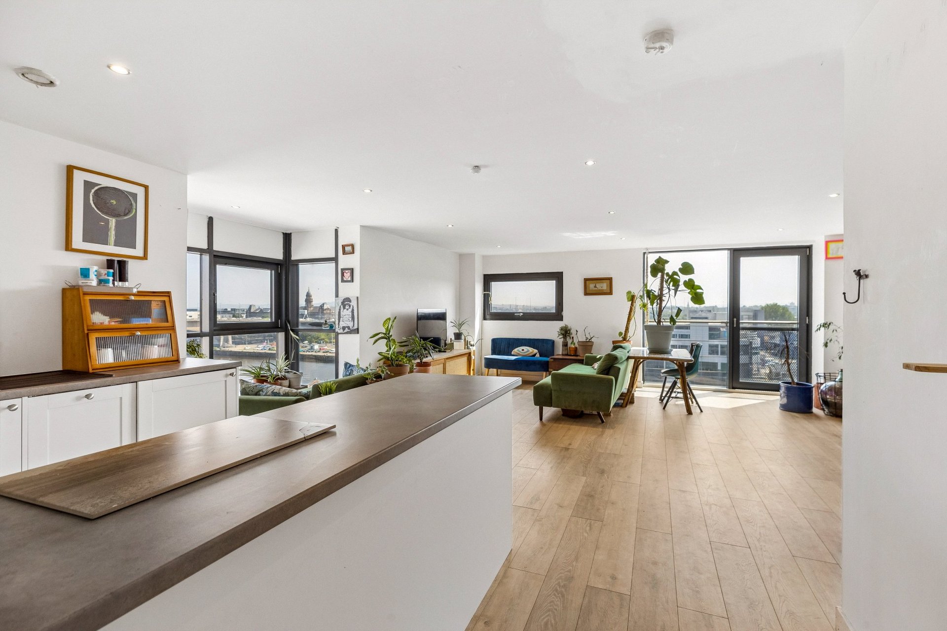 Flat 8/5 River Heights, 72 Lancefield Quay, Glasgow City, G3 8JJ - Picture #11