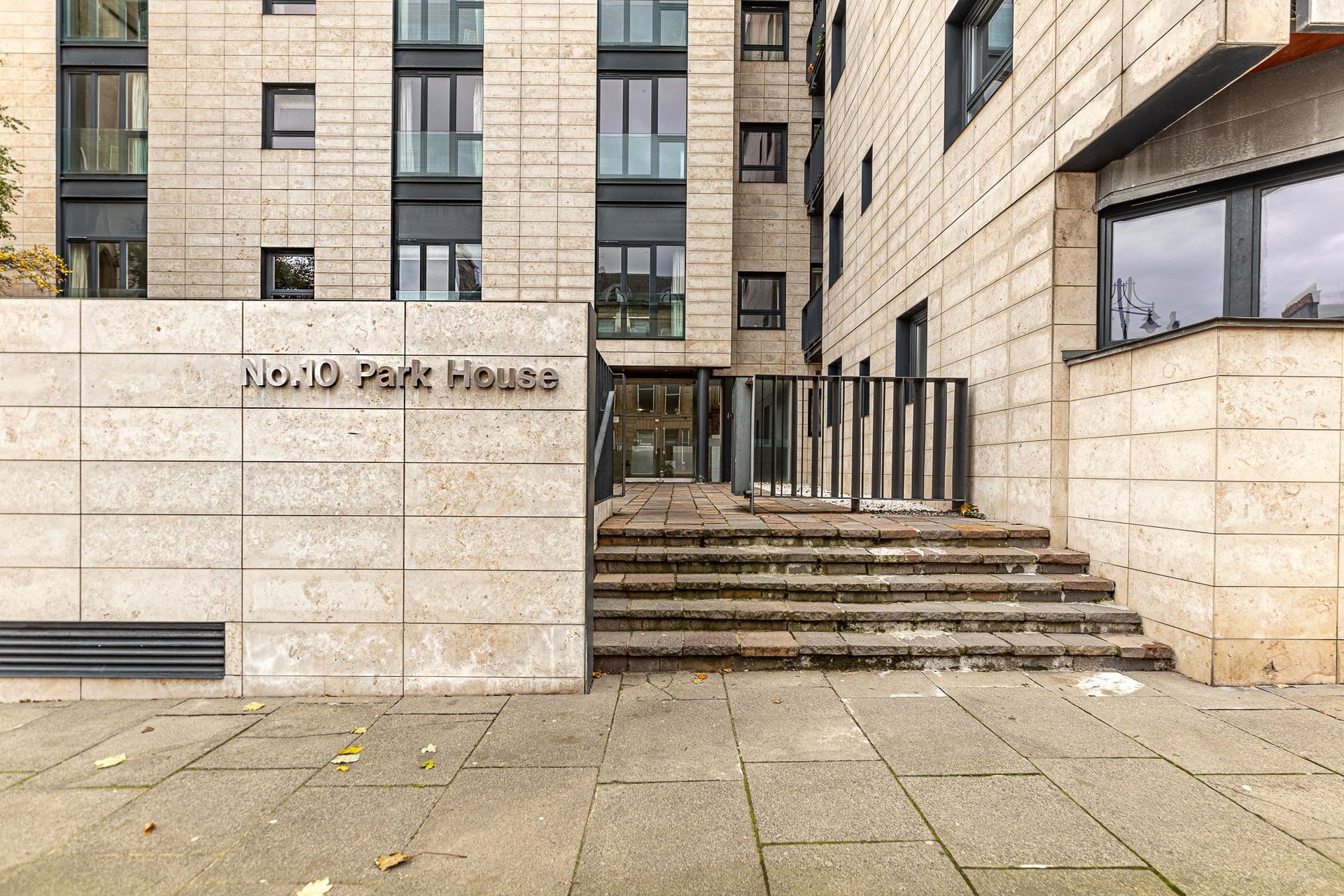 2/6, 10 Park Circus Place, Park, Glasgow, G3 6AN - Picture #13