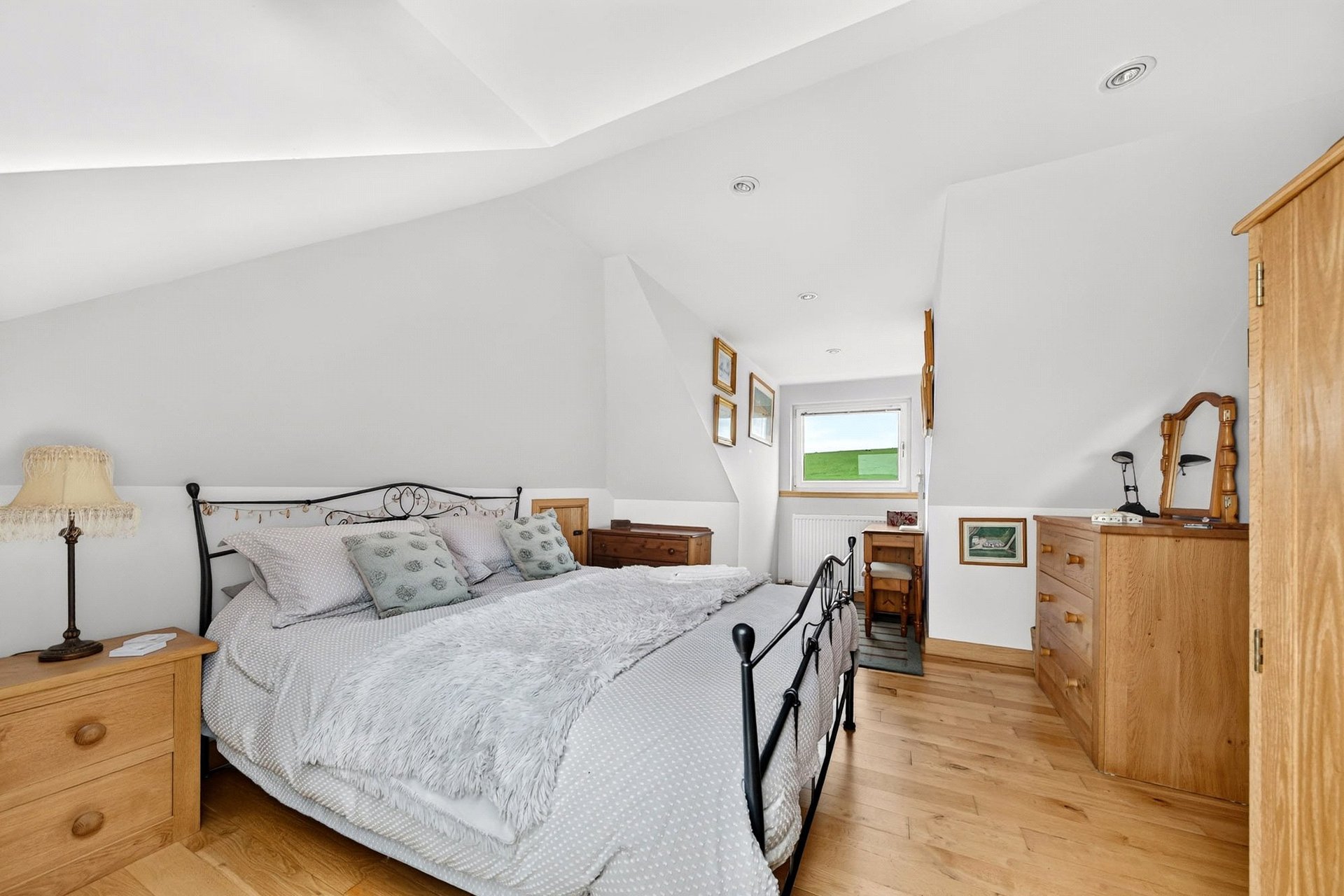 Kintra Cottage, Carman Road, Cardross, Dumbarton, Argyll and Bute, G82 5ER - Picture #64