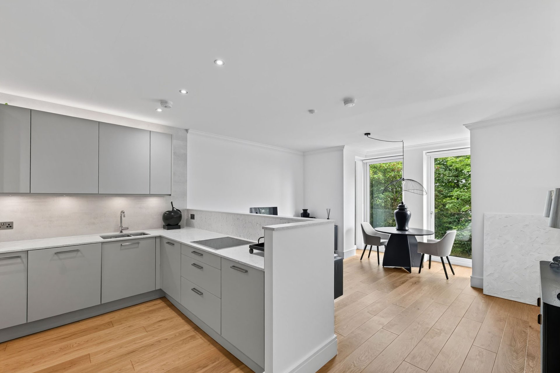 Flat 2/1, 15 Park Quadrant, Park, Glasgow, G3 6BF - Picture #9