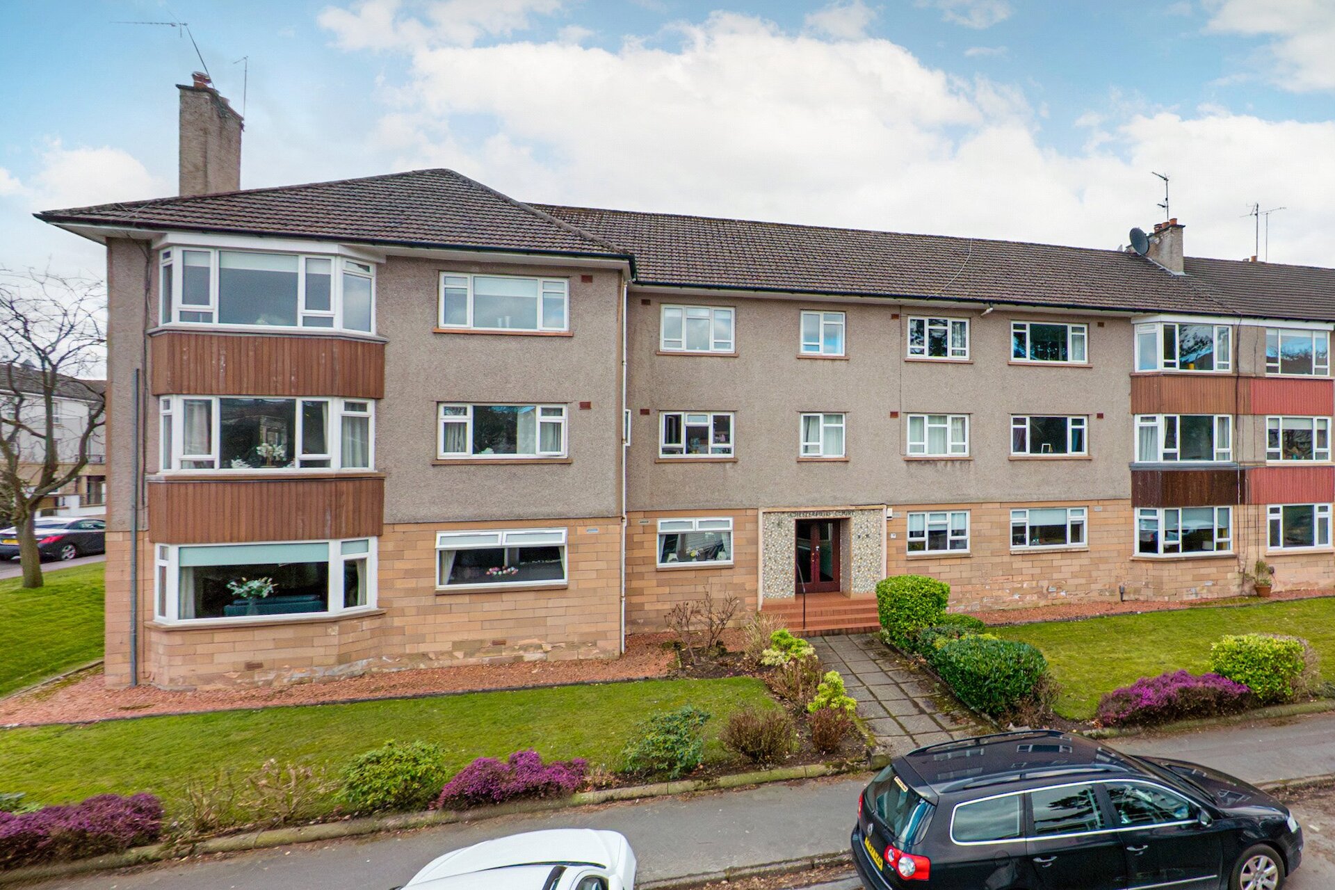 Flat 35, Chesterfield Court, 14 Dorchester Place, Kelvindale, Glasgow, G12 0BW - Picture #1