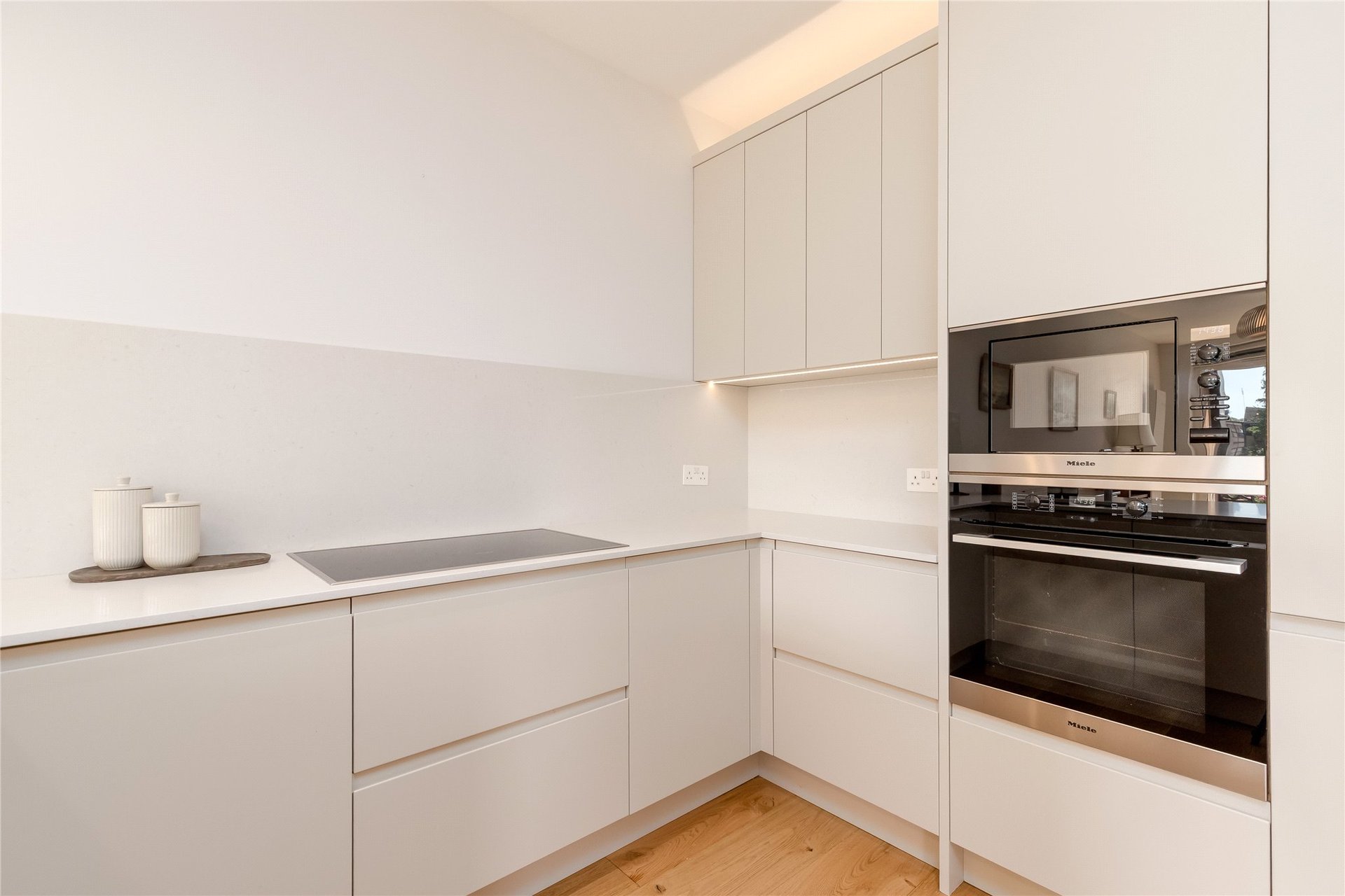 Flat 5, 2 Westerlea Gardens, Edinburgh, EH12 6HU - Picture #11
