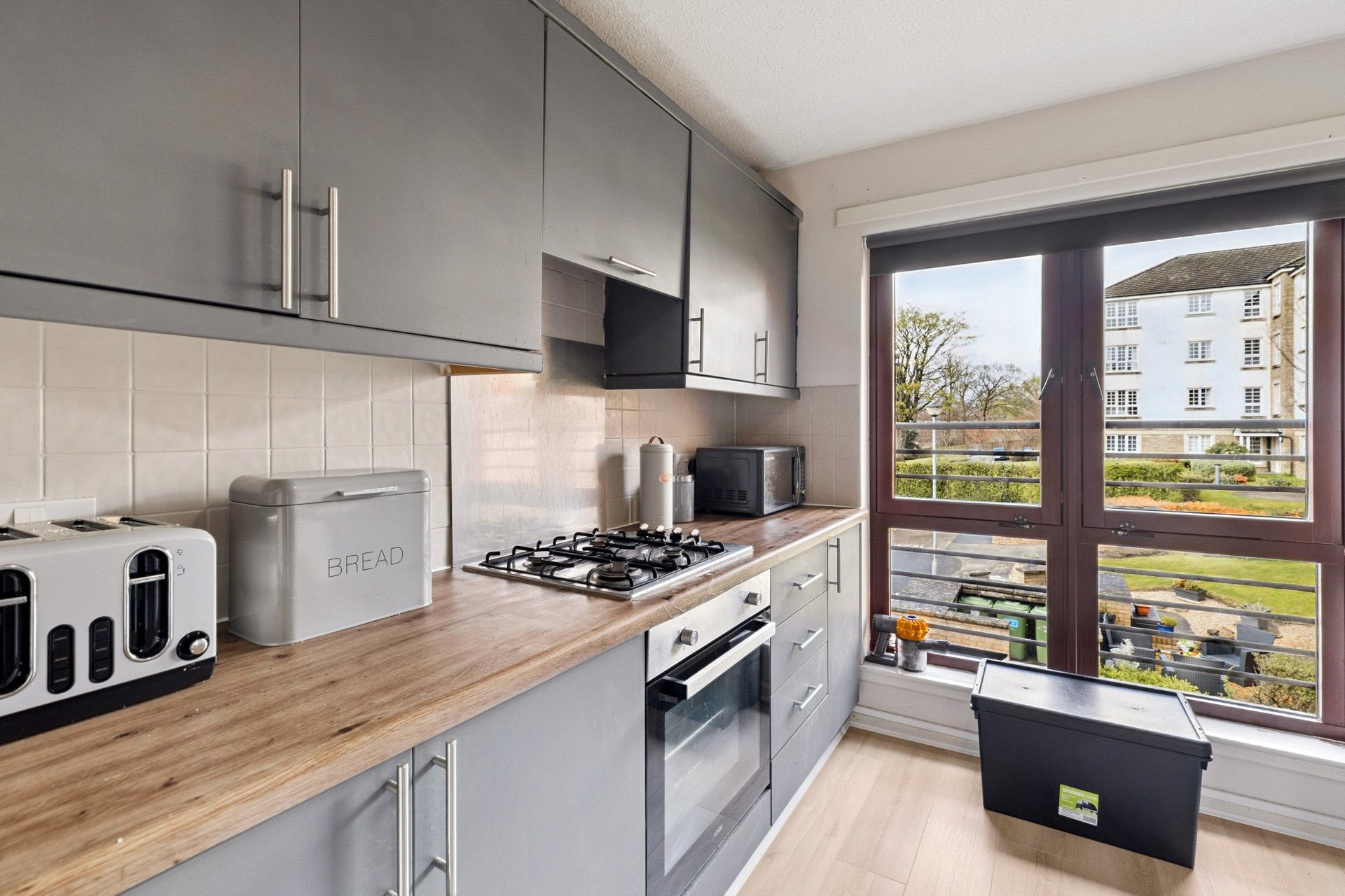 1/2, 2 Knightswood Court, Anniesland, Glasgow, G13 2XN - Picture #9