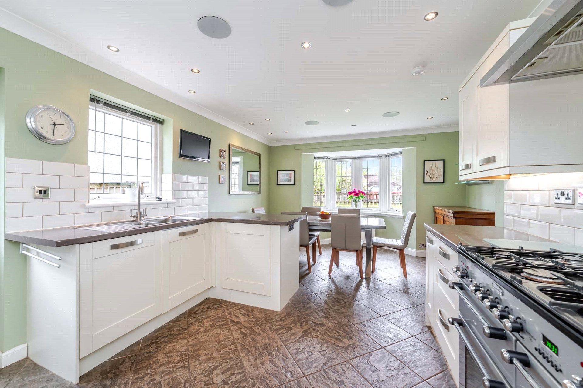 16 St. Vigeans Place, Newton Mearns, Glasgow, G77 6FB - Picture #10