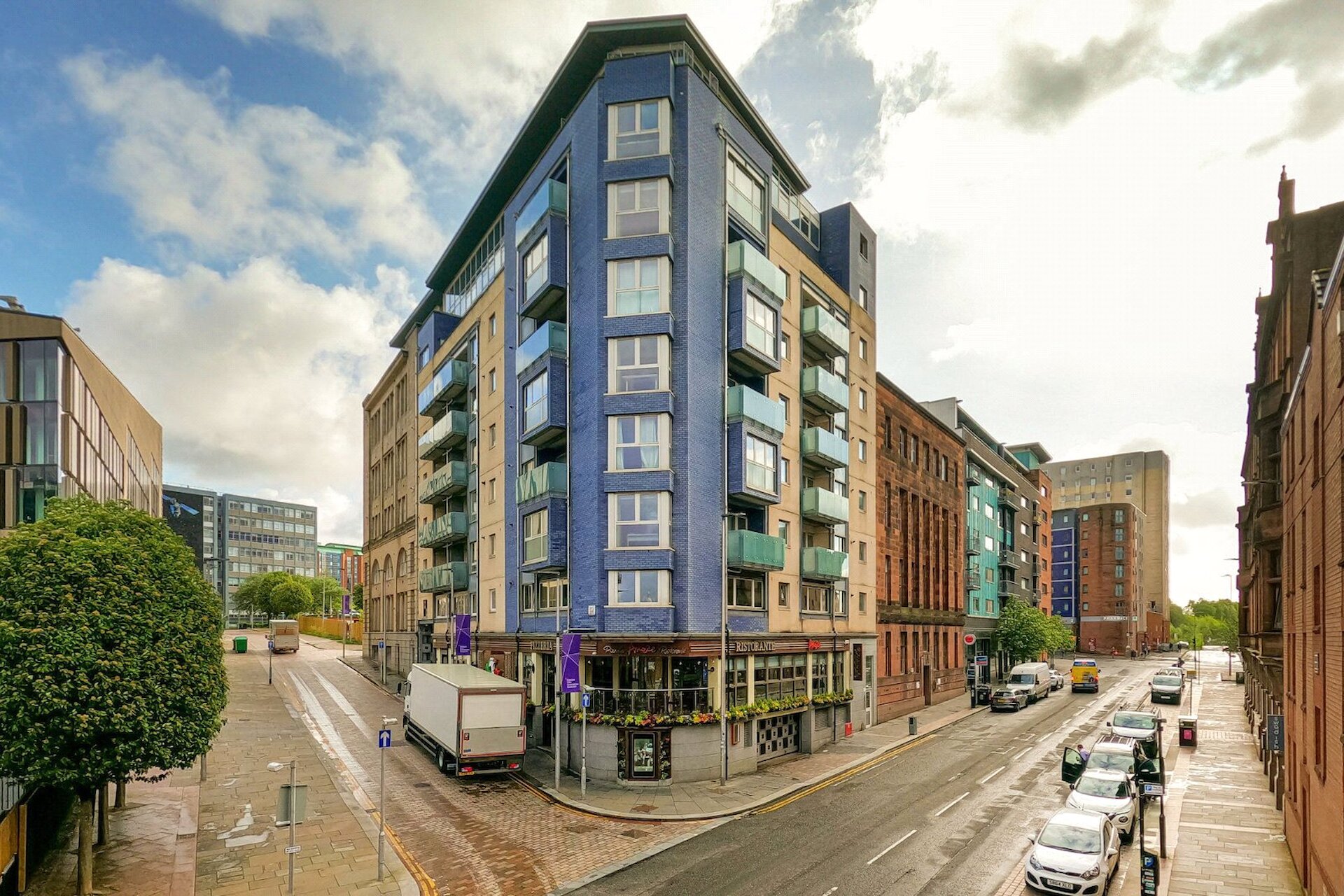 Flat 6/4 Merchant Exchange, 36 Ingram Street, Merchant City, G1 1EZ - Picture #1