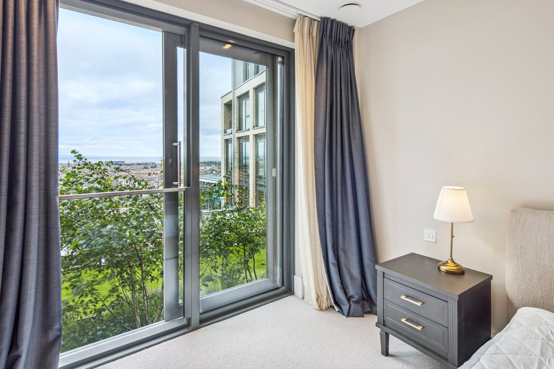31 (Pavilion A), 1 St. James Place, Edinburgh, Midlothian, EH1 3BP - Picture #12