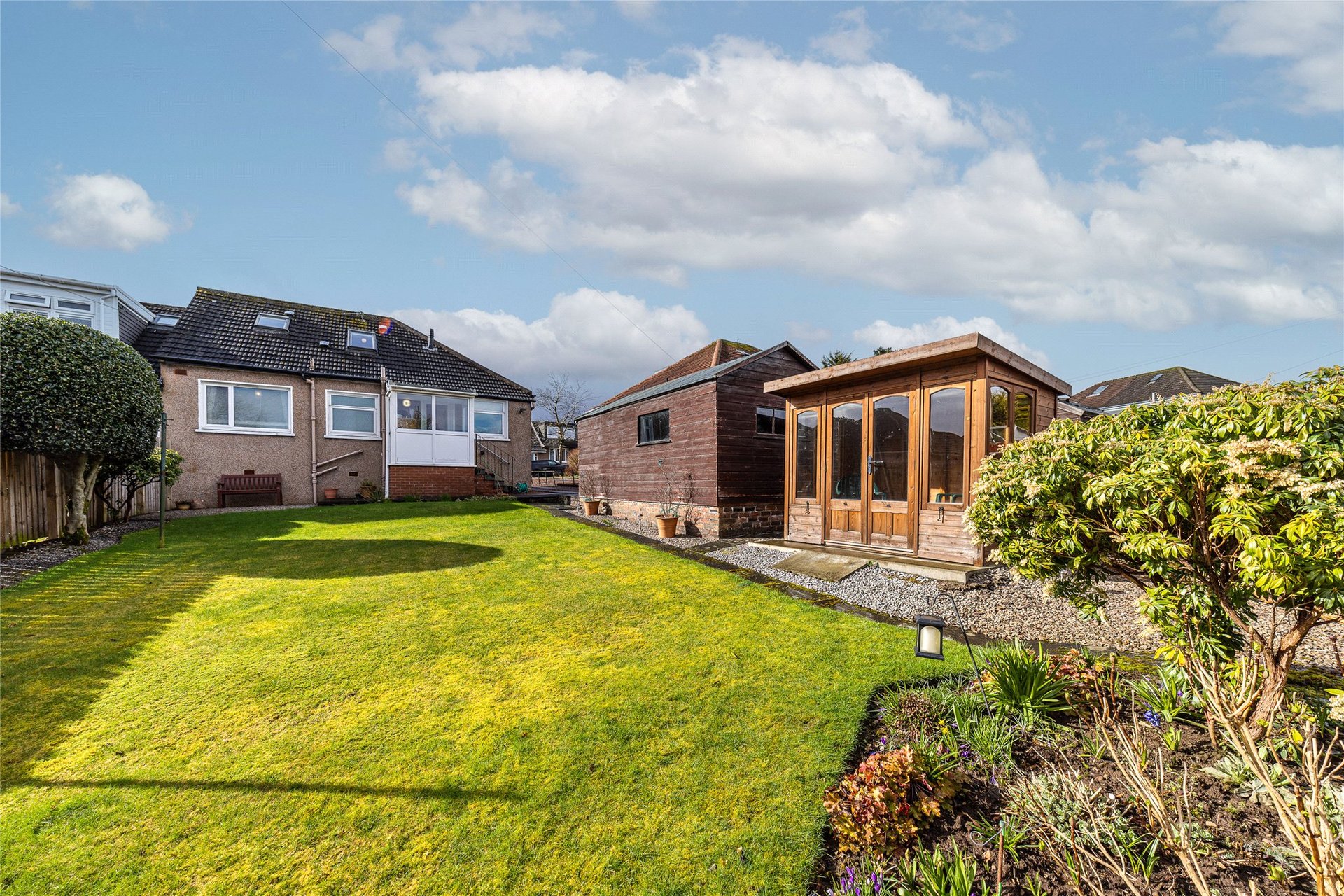 5 Shaw Road, Milngavie, G62 6LU - Picture #2