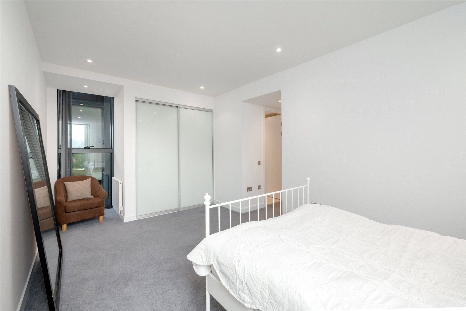 Flat 17, 21 Simpson Loan, Edinburgh, EH3 9GD - Picture #18