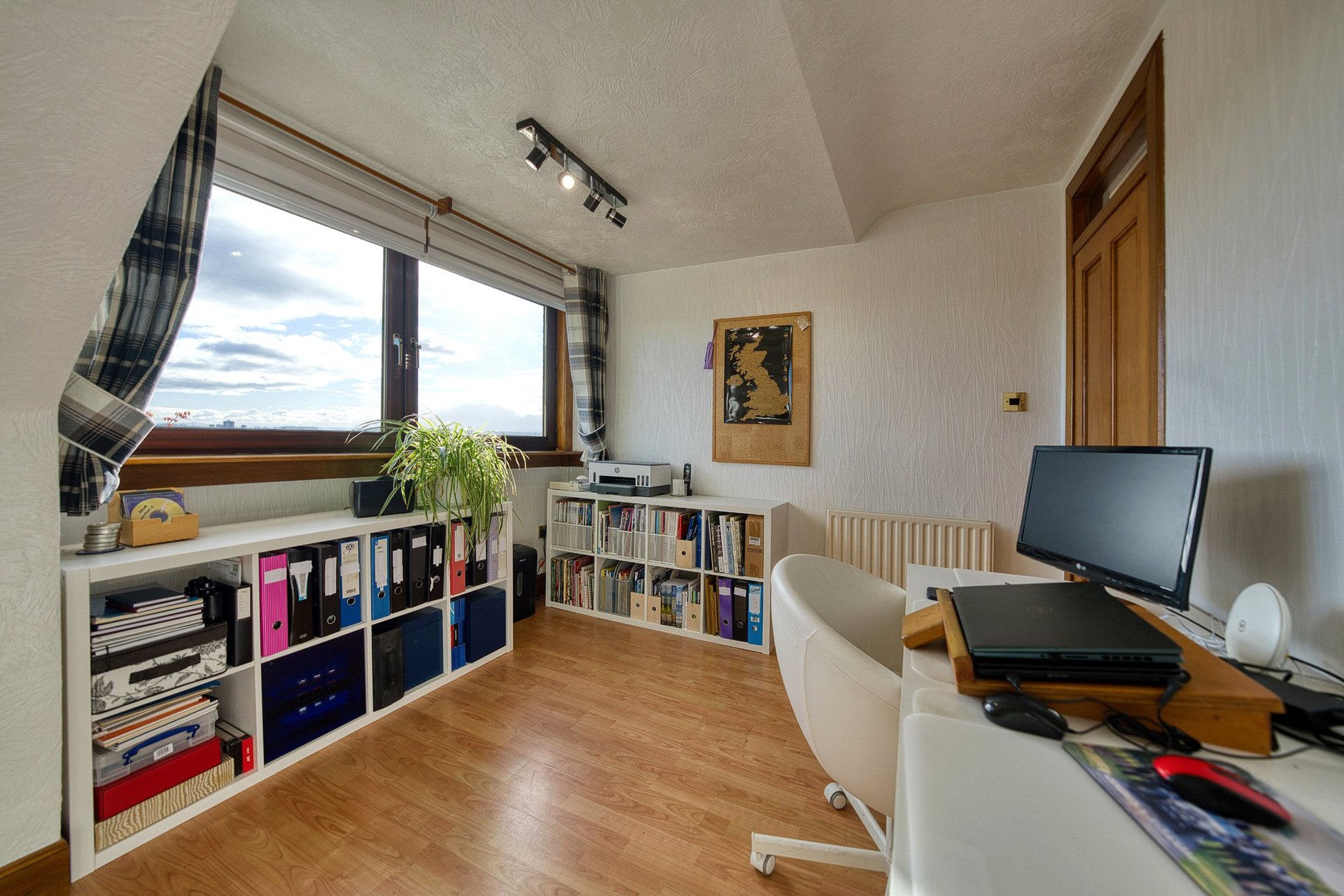 93 Ravelston Road, Bearsden, G61 1AZ - Picture #31
