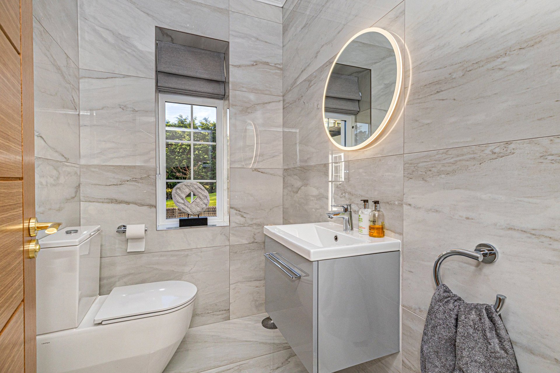 Braefoot House, Kittochside Road, Carmunnock, Glasgow, G76 9EP - Picture #15