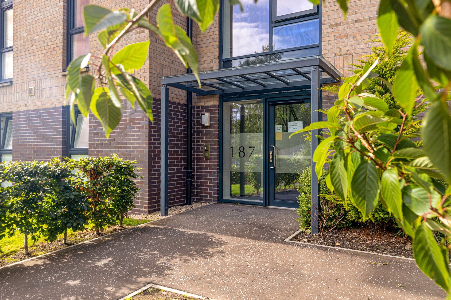 0/3, 187 Dorchester Avenue, Kelvindale, Glasgow, G12 0DN - Picture #2
