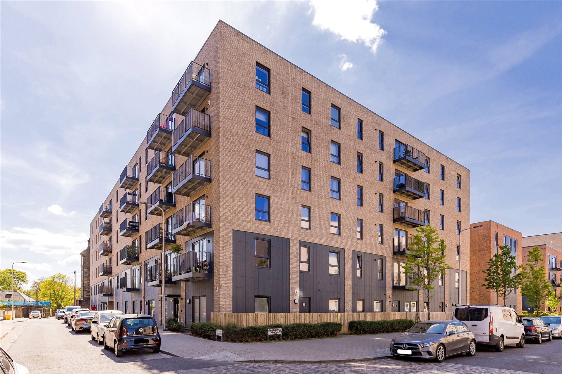 22/21 Pillans Place, Leith, Edinburgh, EH6 7AZ - Picture #1