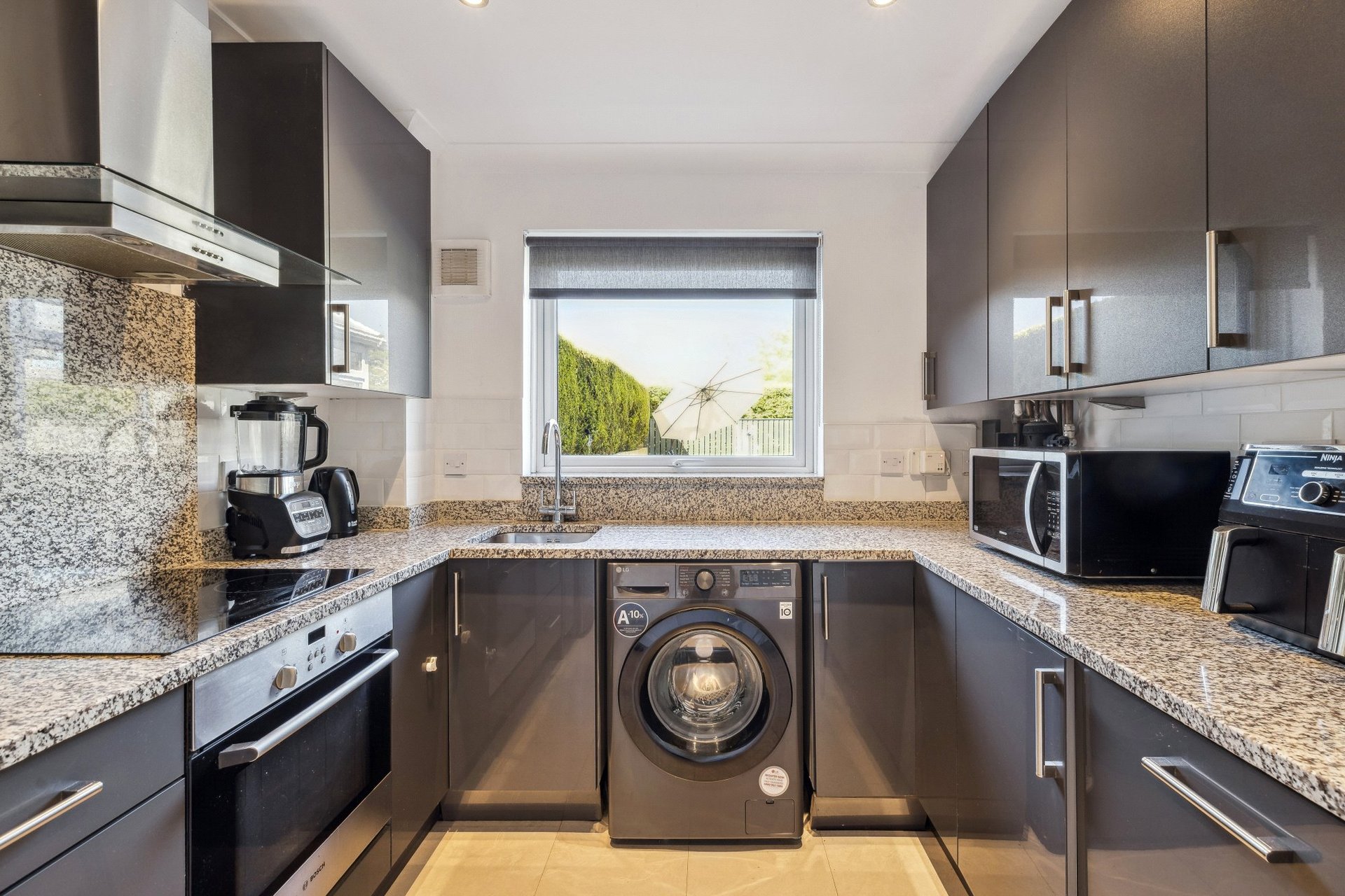 5 Dunkeld Place, Newton Mearns, Glasgow, G77 5UB - Picture #10