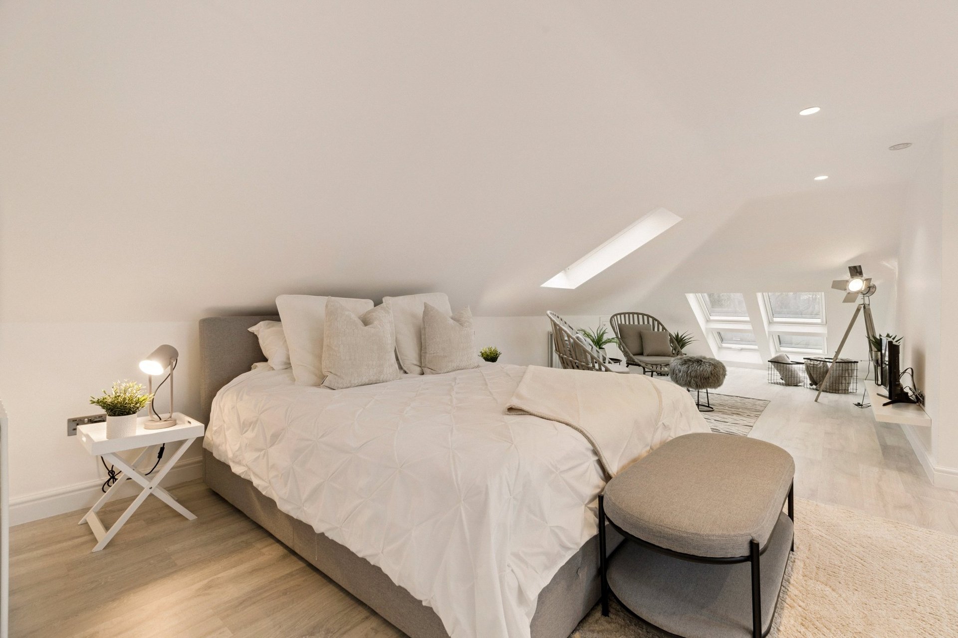 59 Ayr Road, Giffnock, Glasgow, G46 6SR - Picture #52