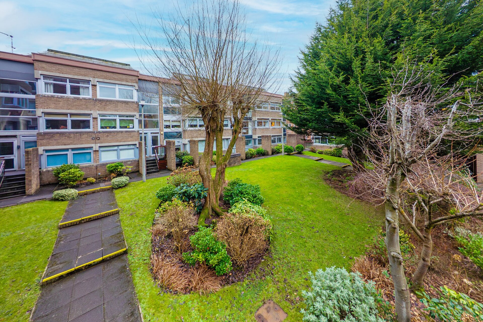 Flat 7, Balfour Court, 12 Lethington Avenue, Shawlands, G41 3HB - Picture #1