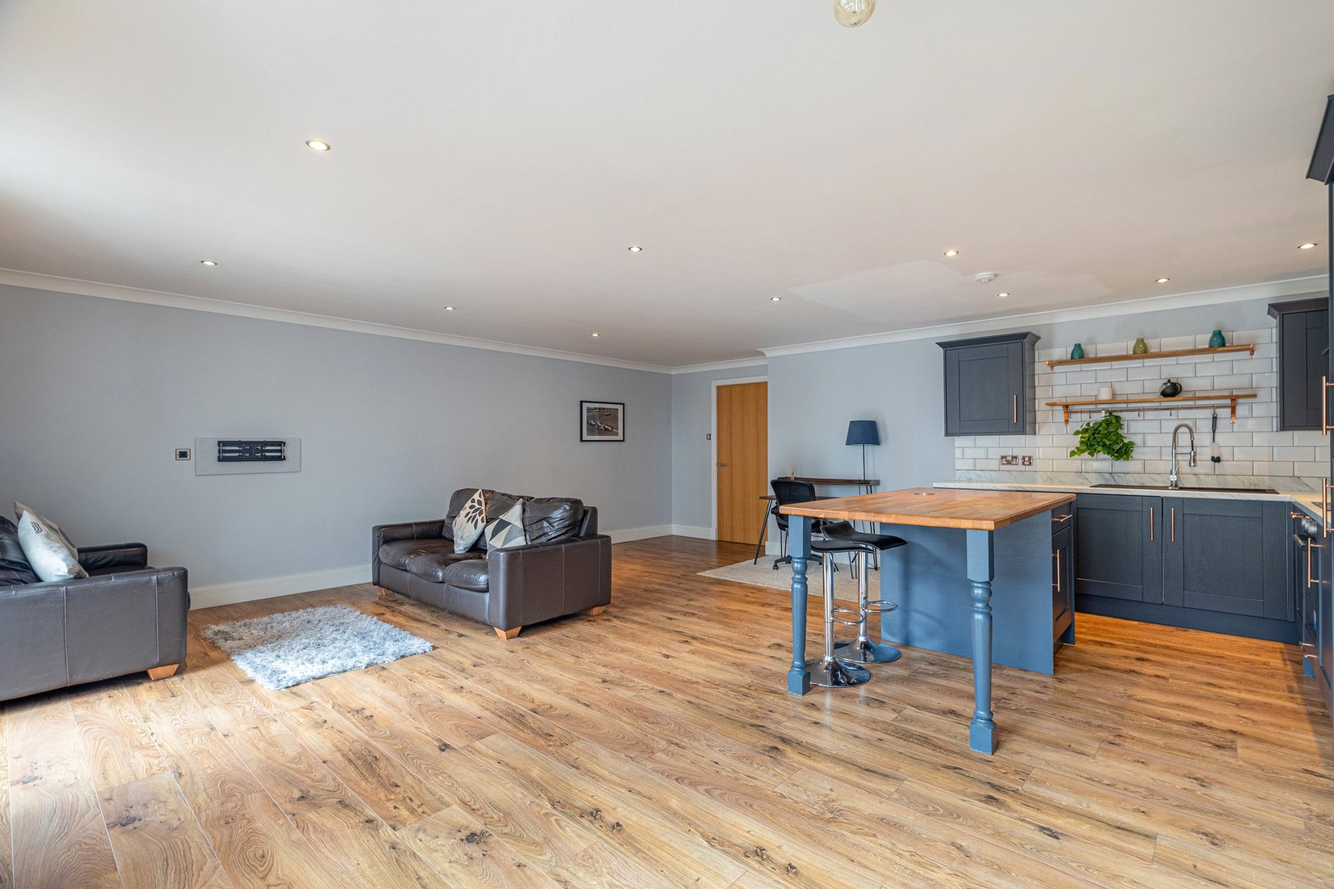 Block F 4/1 The Bridge Apartments, 350 Argyle Street, Glasgow City, G2 8NE - Picture #4