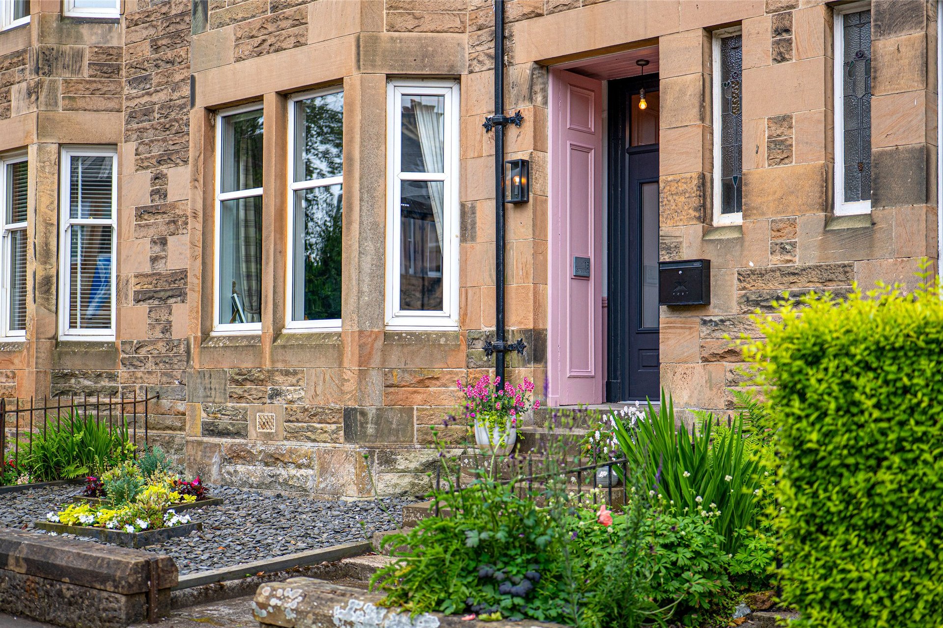 13 Orchard Park, Giffnock, Glasgow, East Renfrewshire, G46 6JJ - Picture #2