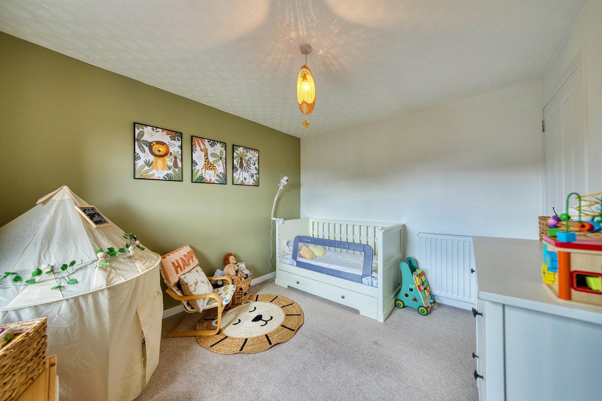 2 Lewis Place, Newton Mearns, Glasgow, G77 6TG - Picture #20