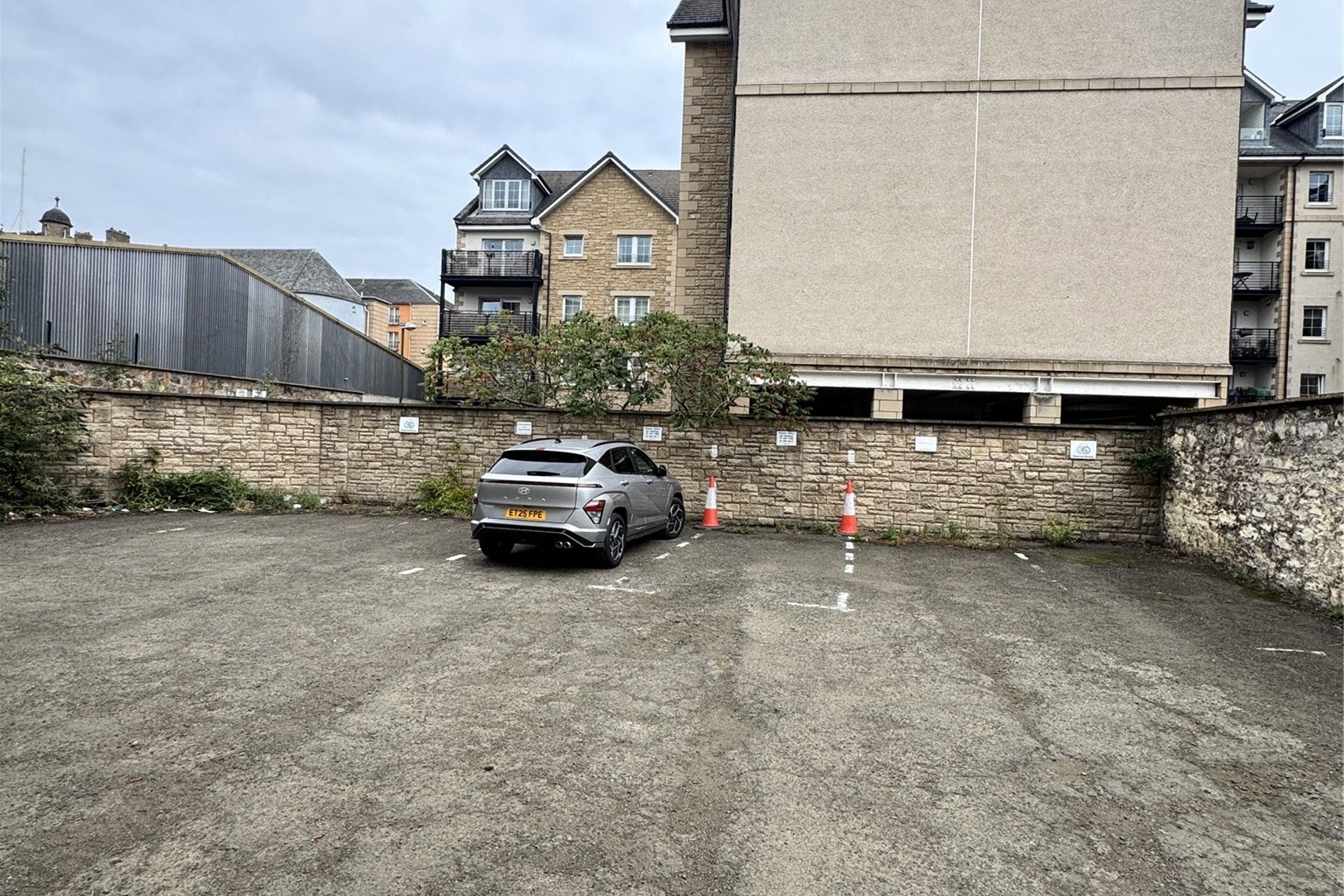 Timber Bush, Edinburgh, Midlothian, EH6 6QR - Picture #3