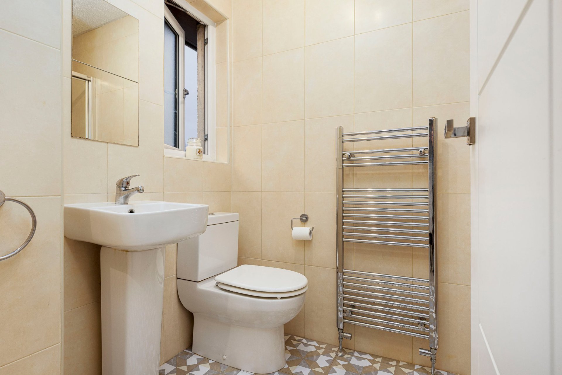 21 Burncrooks Avenue, Bearsden, G61 4NL - Picture #26