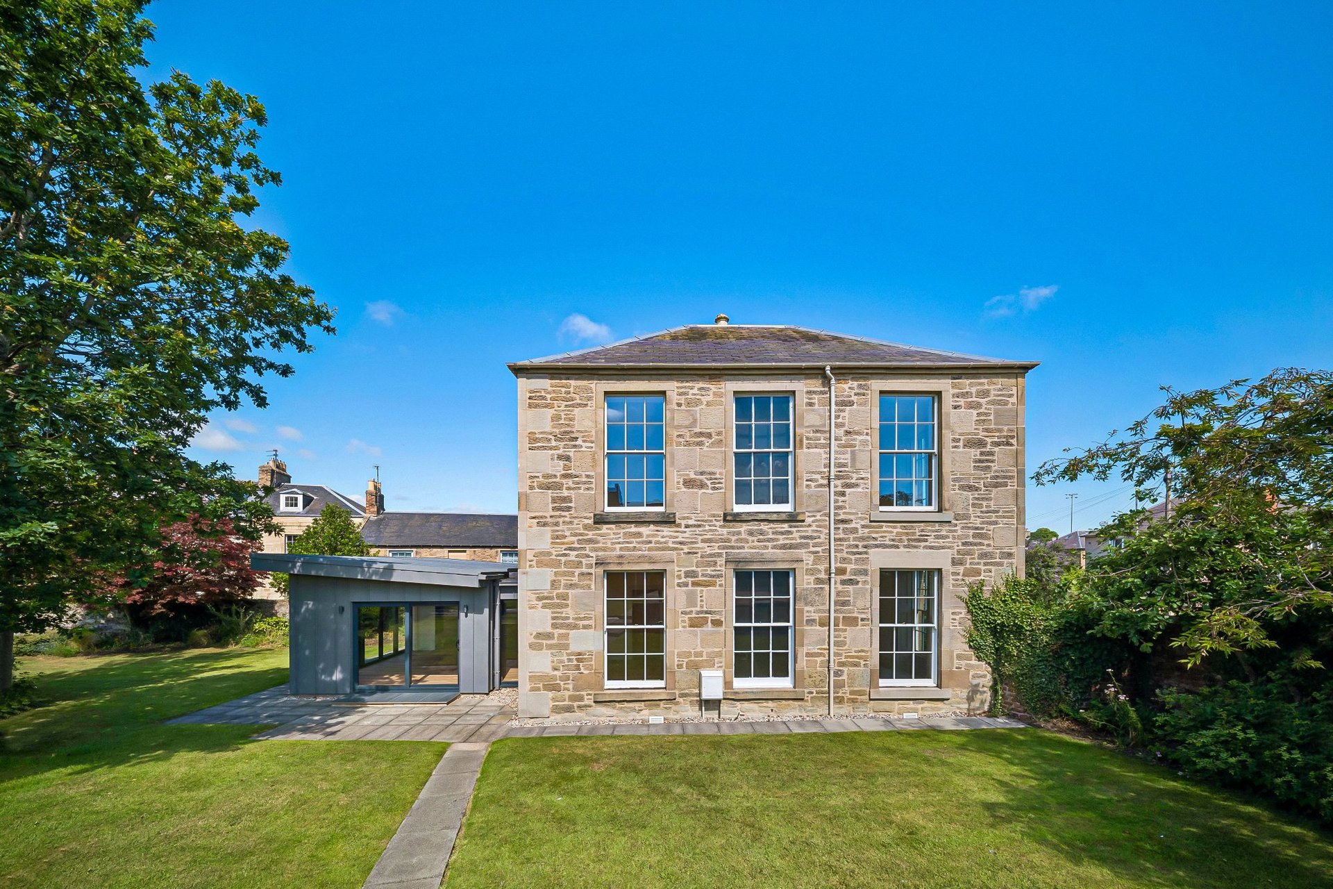 Allanbank,, 46 Bowmont Street, Kelso, Scottish Borders, TD5 7JH - Picture #2