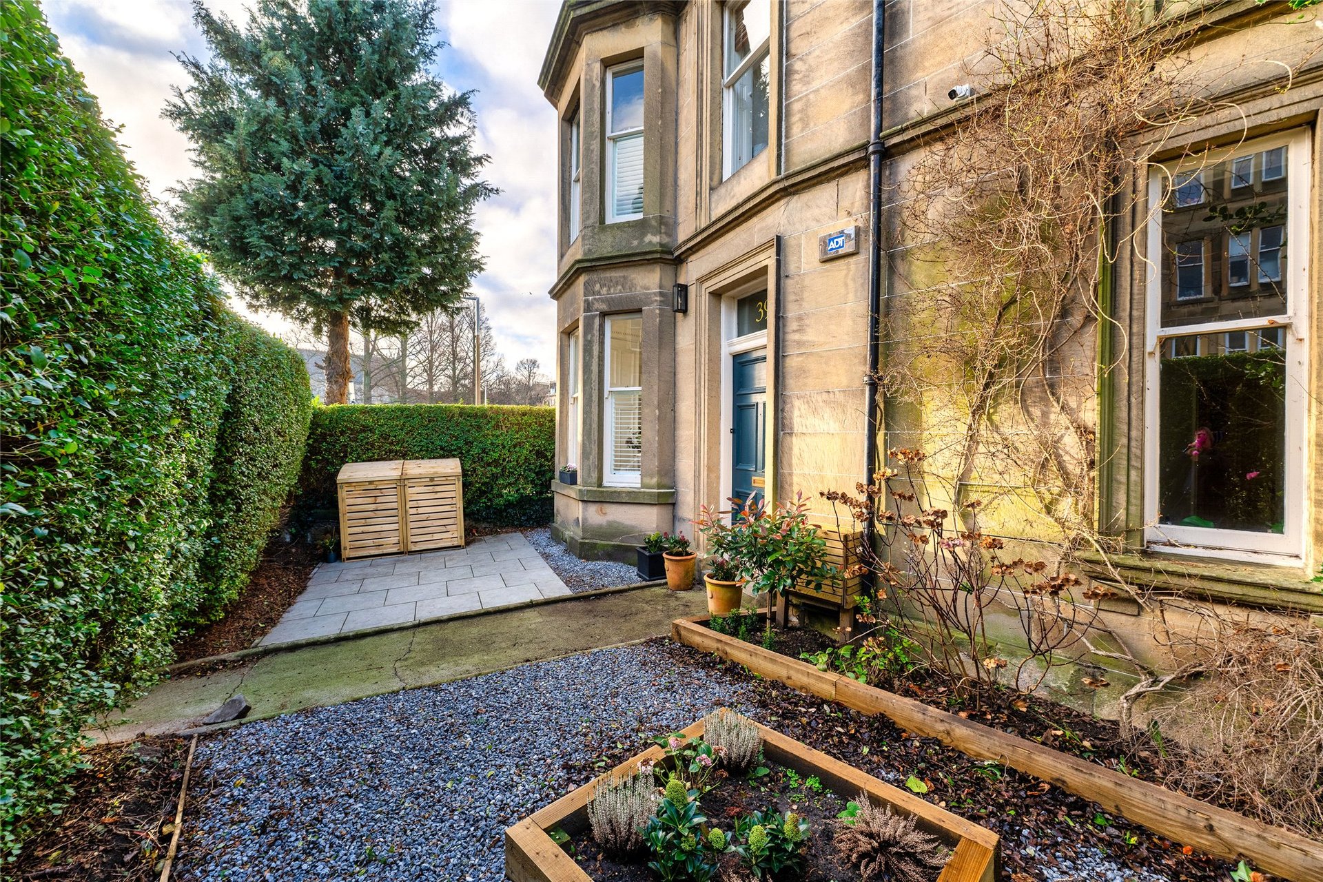39 Bellevue Place, Edinburgh, EH7 4BS - Picture #3