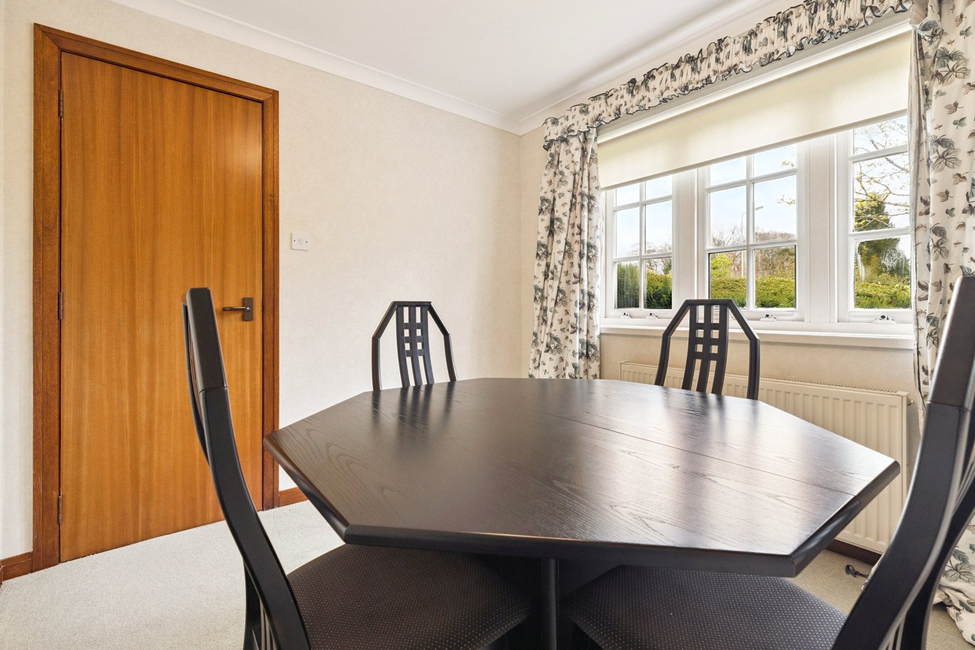 9 Windhill Park, Waterfoot, Glasgow, East Renfrewshire, G76 0HH - Picture #9