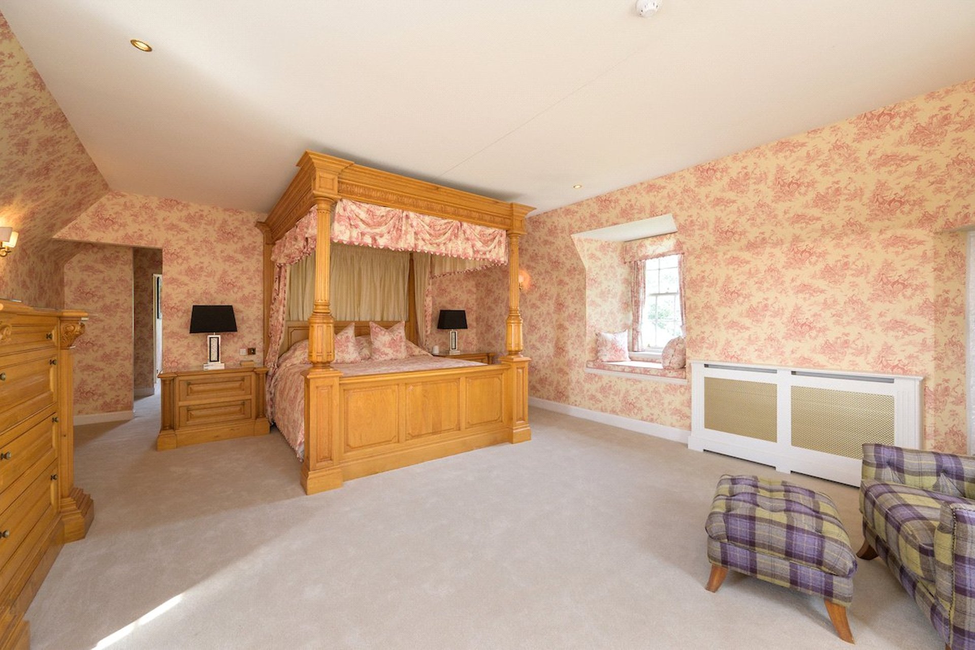 Castle Gogar, , 180 Glasgow Road, Edinburgh, Midlothian, EH12 9BQ - Picture #17
