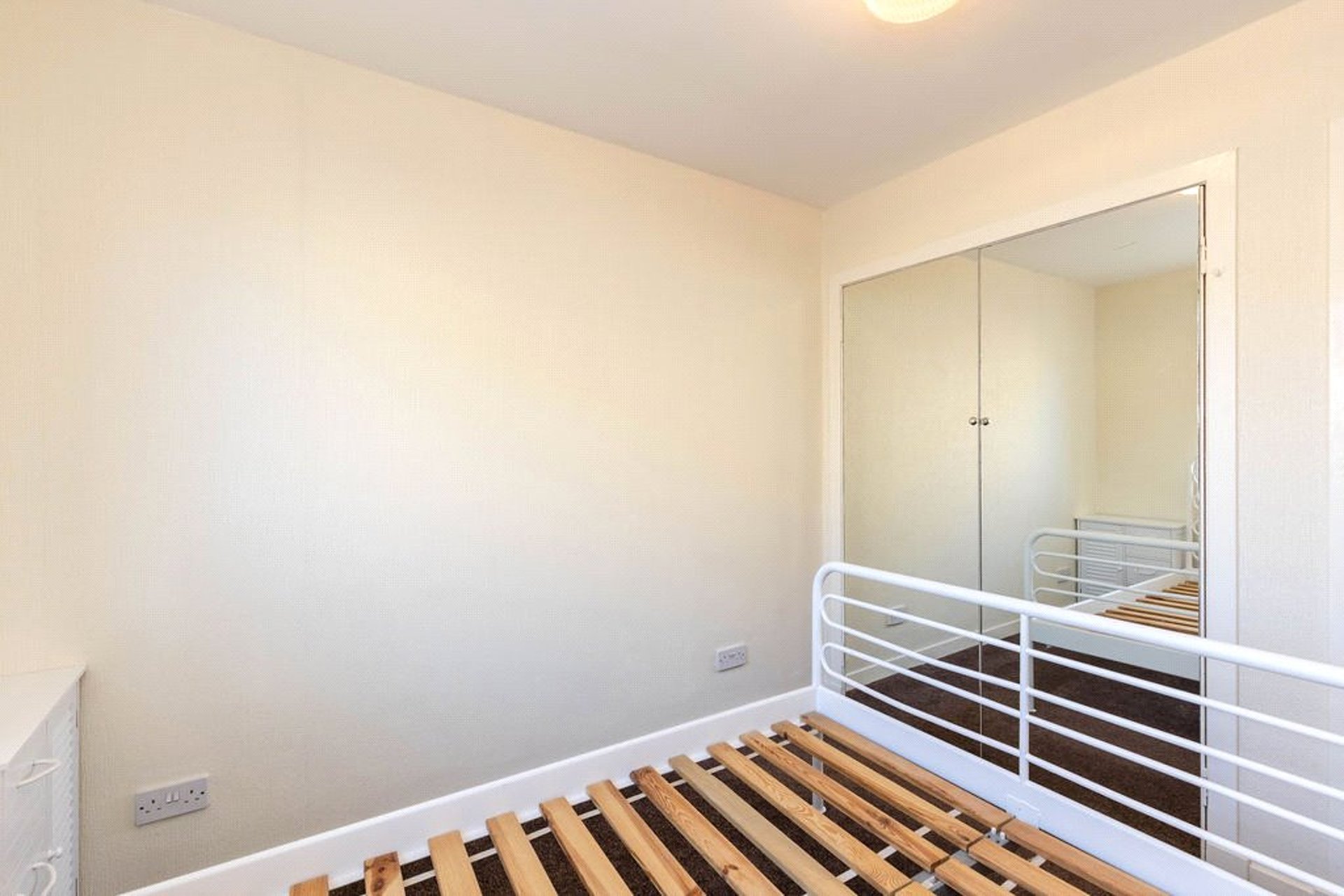 12/8 Abbey Lane, Edinburgh, Midlothian, EH8 8HH - Picture #8