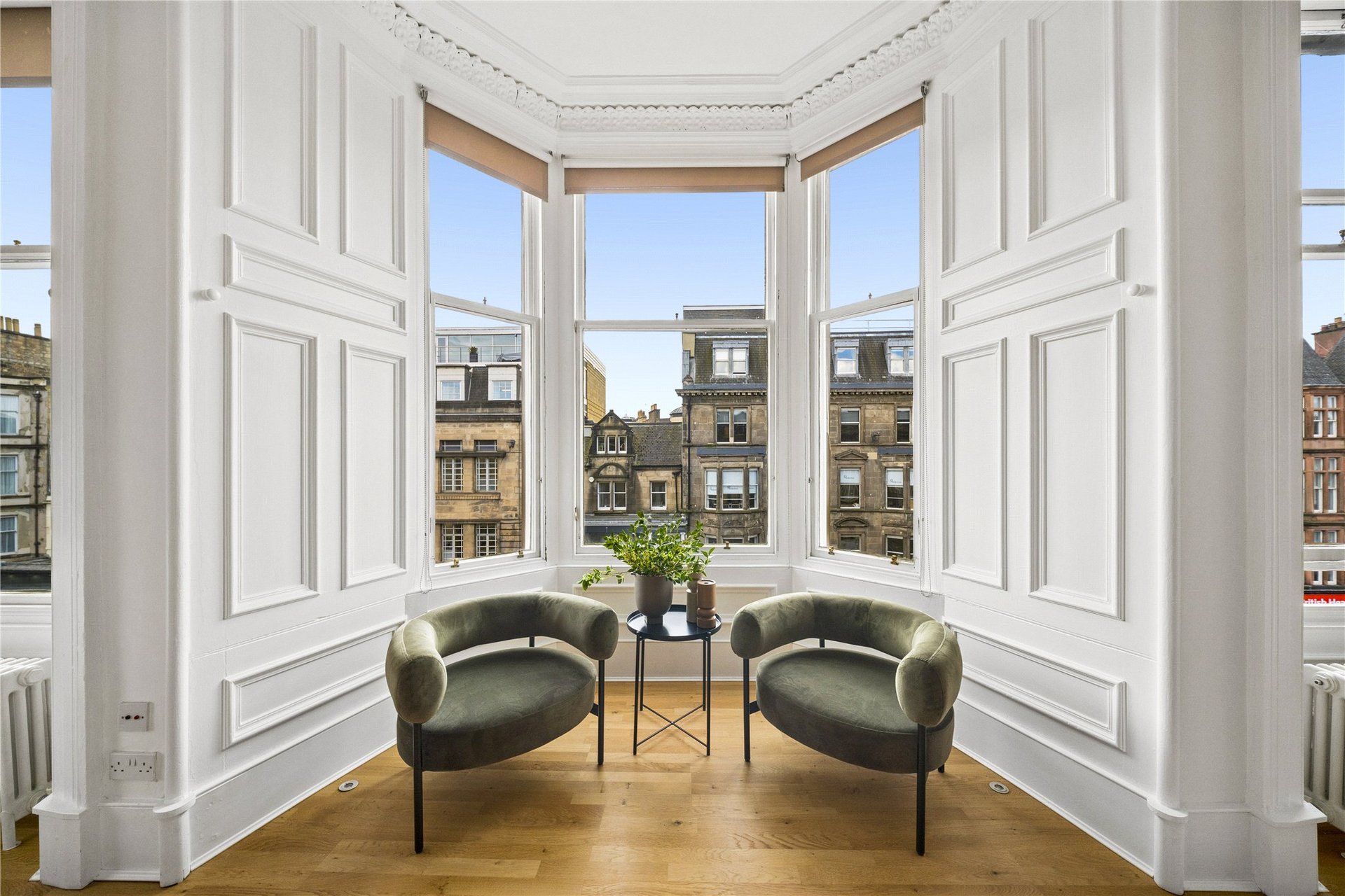54 (2F1), Shandwick Place, Edinburgh, EH2 4RT - Picture #3