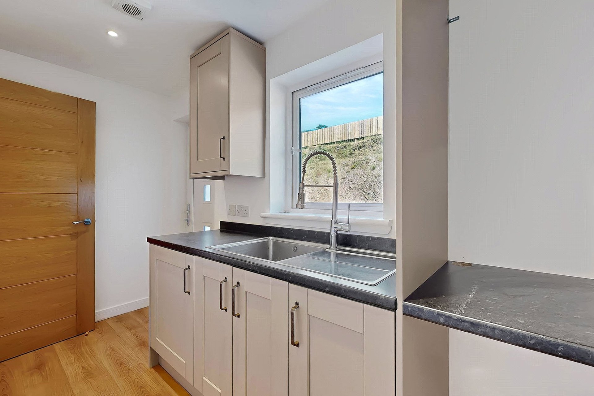 Holymount View, 6 Kyle View, Kilcreggan, Helensburgh, Argyll and Bute, G84 0HD - Picture #6