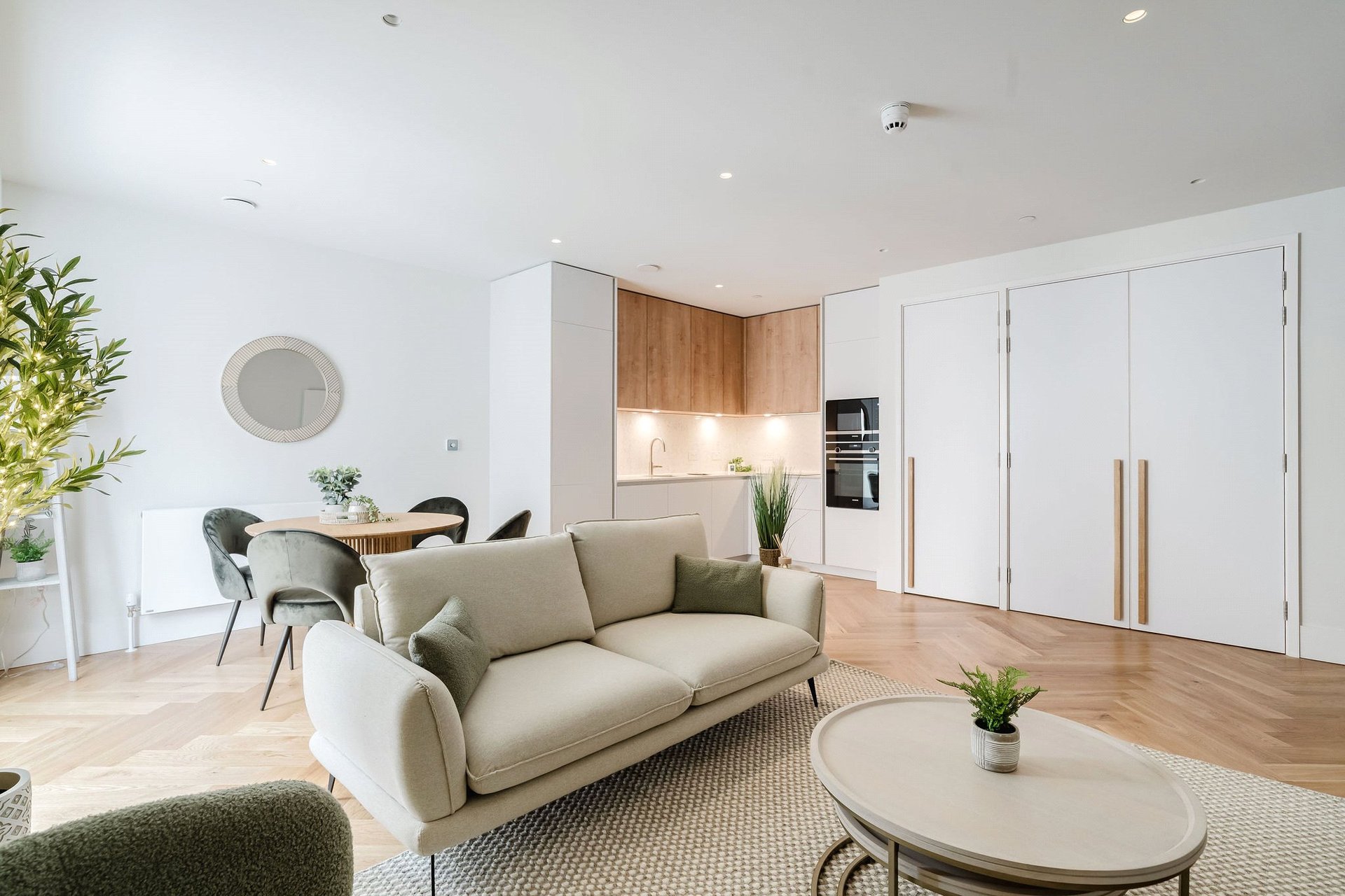 Flat 31 (Pavilion B), 3 Elder Street, Edinburgh, Midlothian, EH1 3BP - Picture #3