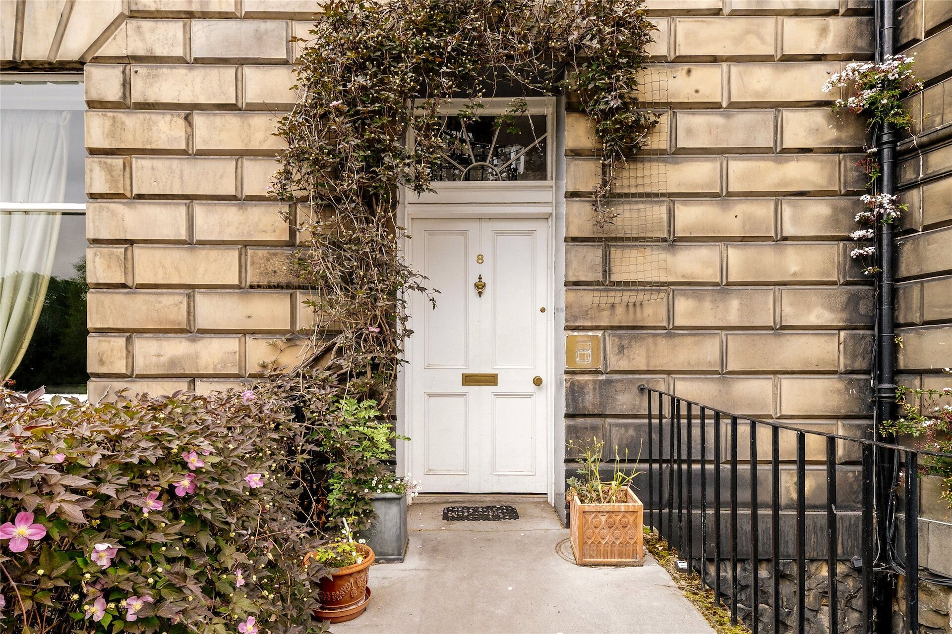 8/5 Abercromby Place, Edinburgh, EH3 6LB - Picture #1