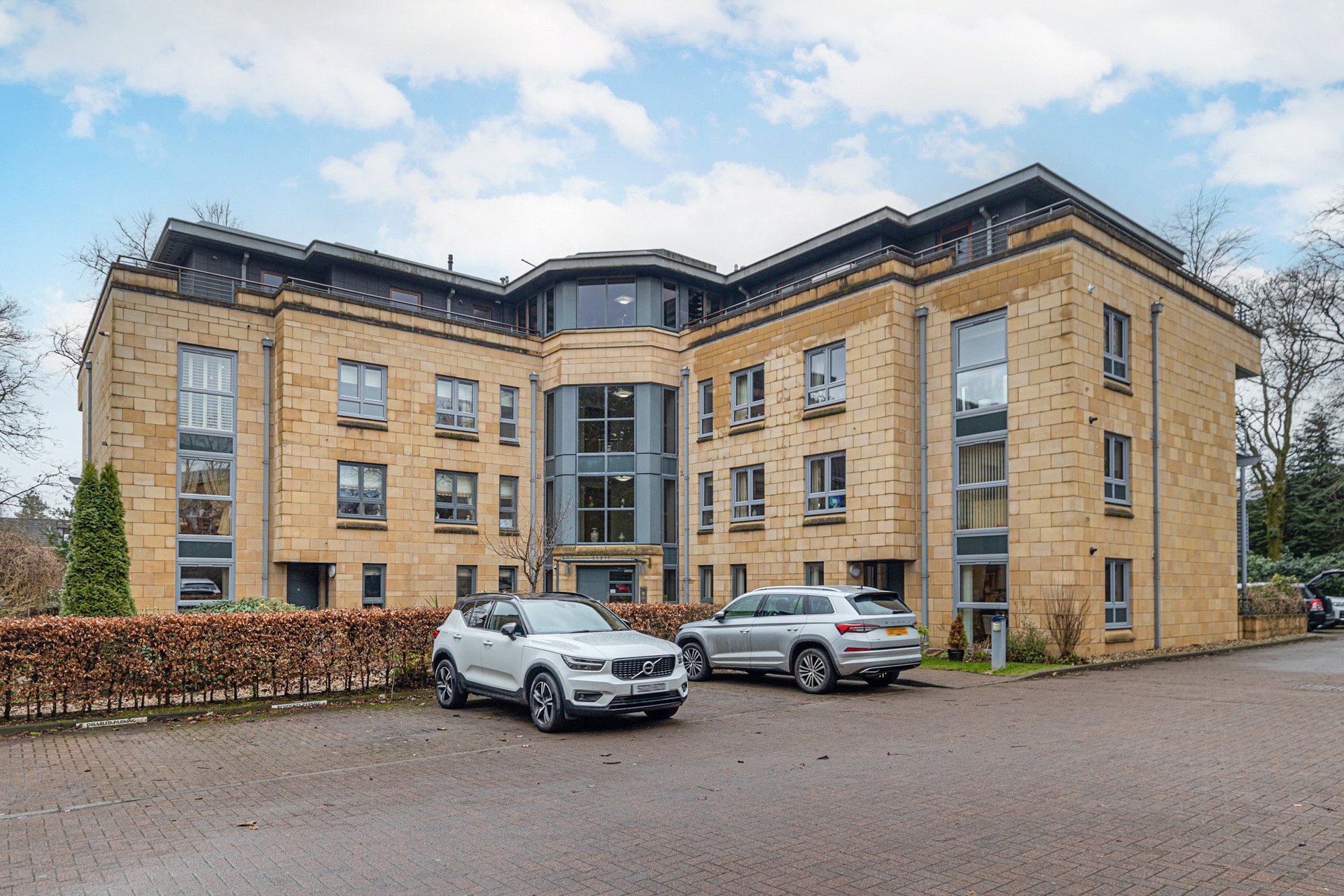 17 Thorn Heights, Bearsden, G61 4AZ - Picture #2