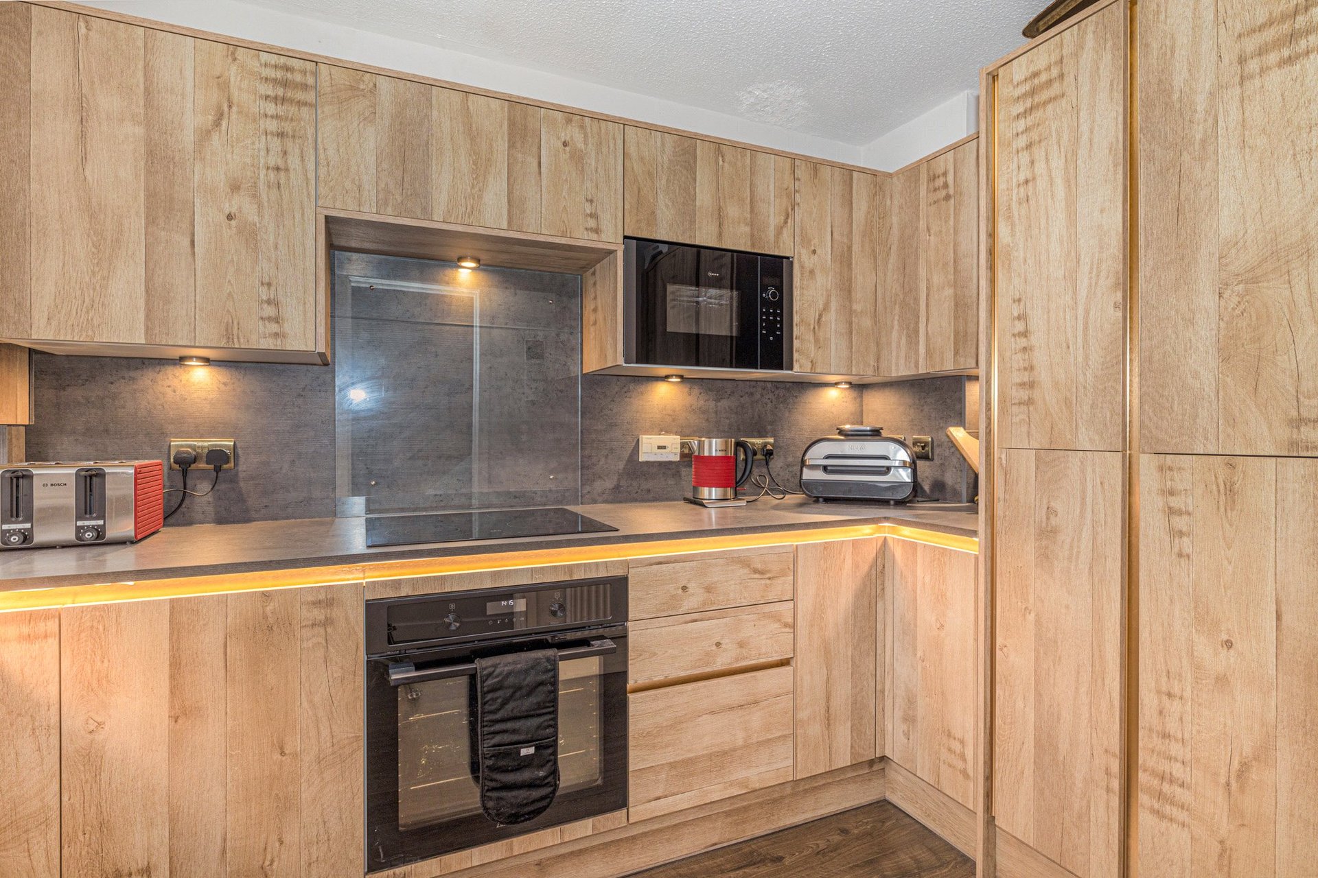 62 Castleview Drive, Paisley, Renfrewshire, PA2 8ED - Picture #6