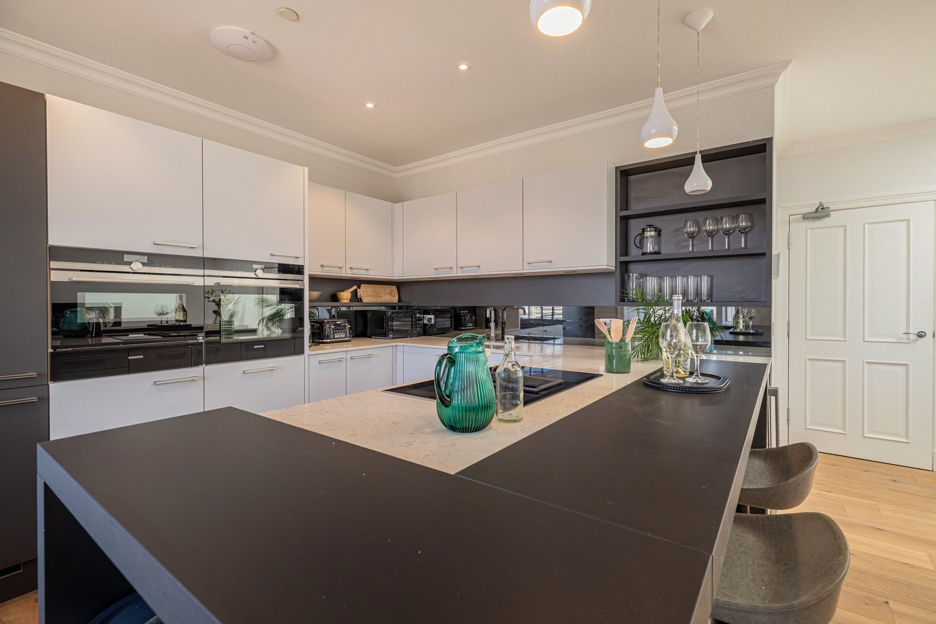 Top Floor, 2 Woodside Terrace, Park, Glasgow, G3 7UY - Picture #9