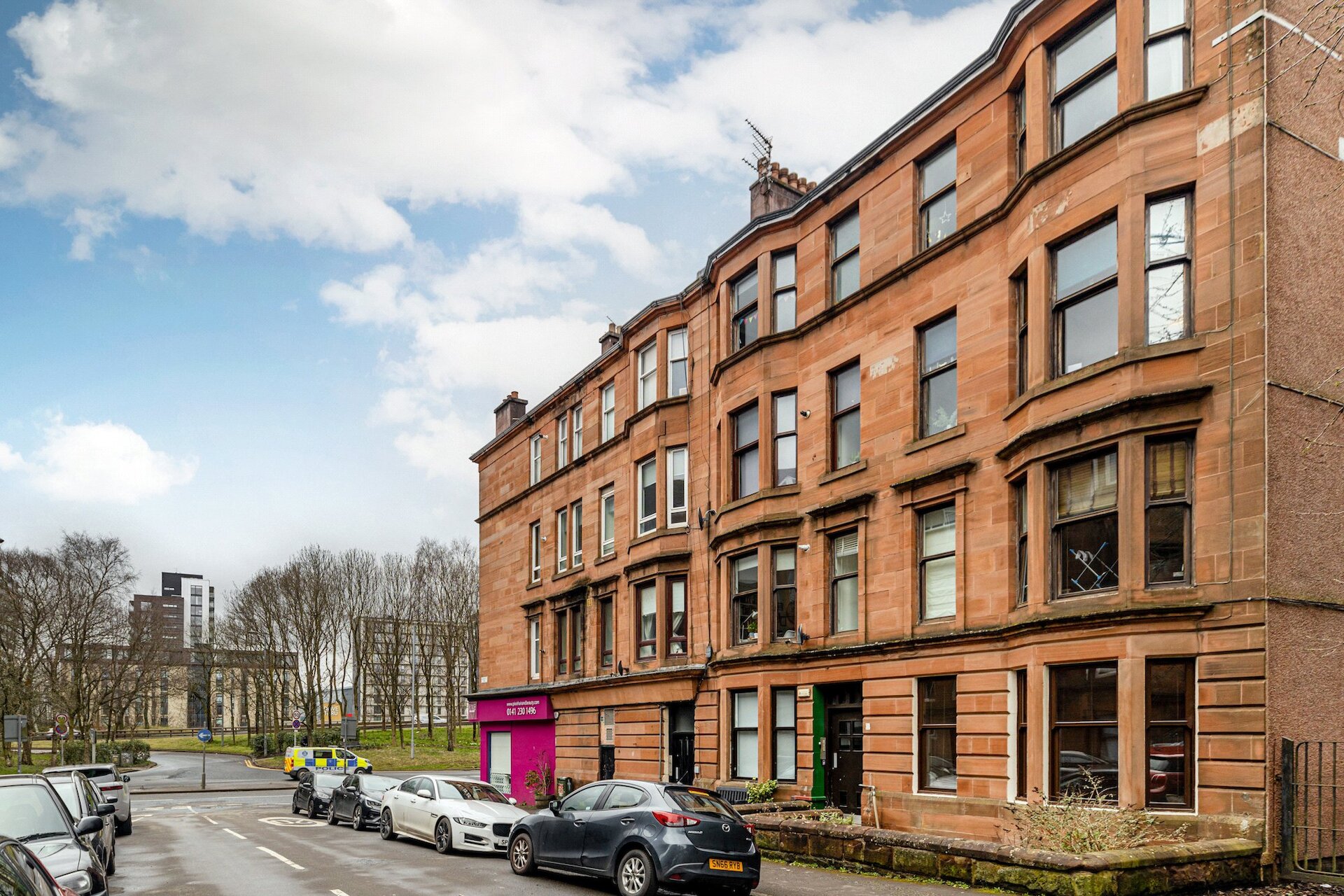 1/2, 3 Auchentorlie Street, Thornwood, Glasgow, G11 7TP - Picture #1