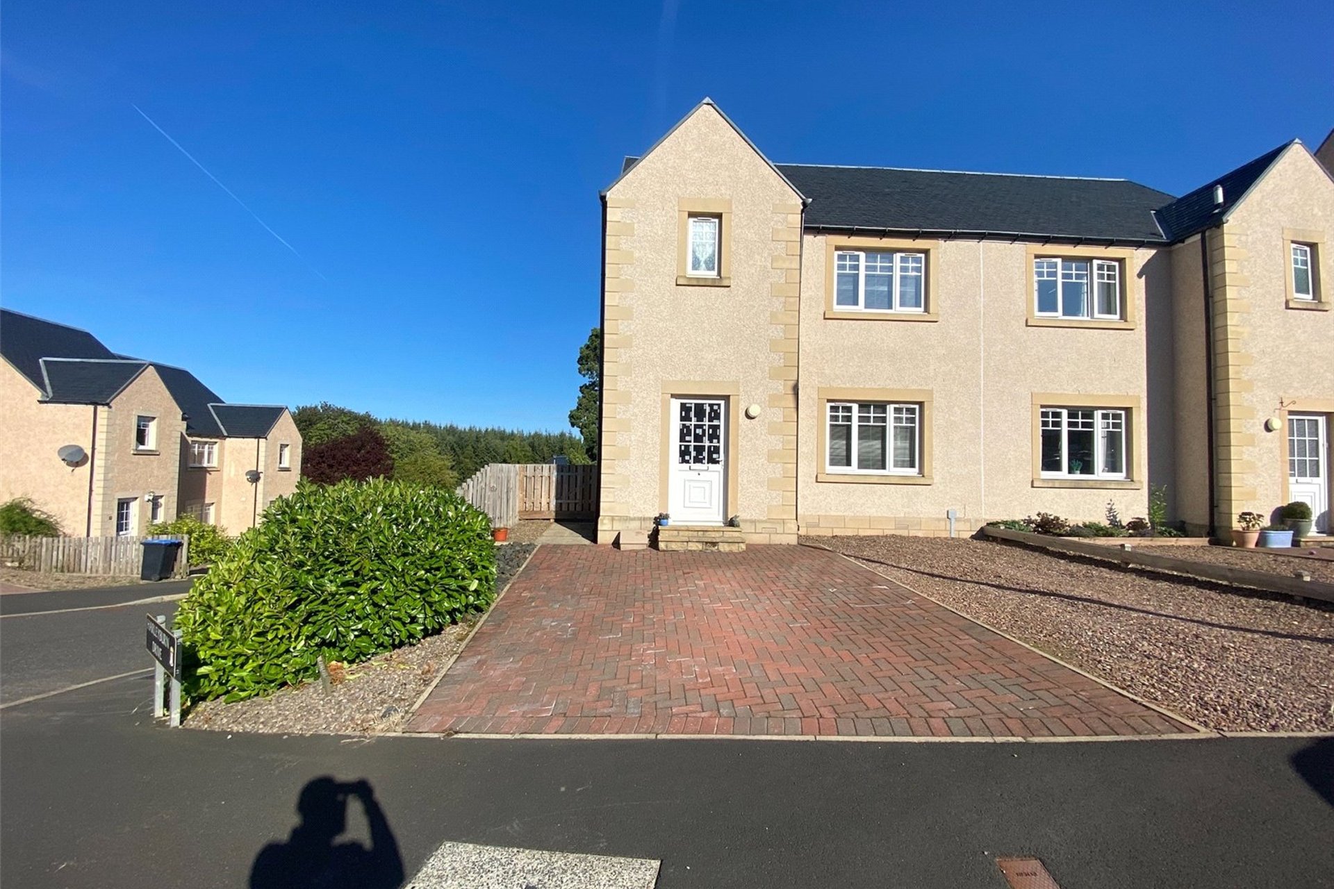 6 Harleyburn Drive, Melrose, Scottish Borders, TD6 9JX - Picture #1