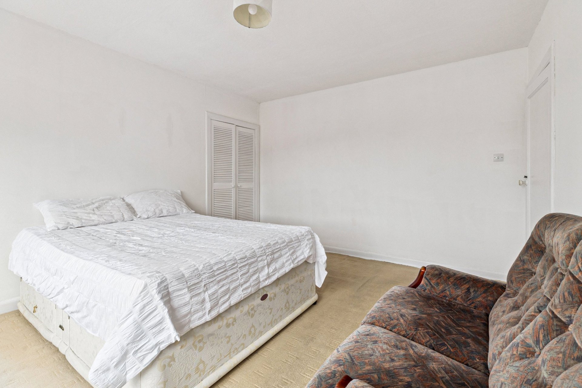 52 Woodlands Crescent, Thornliebank, Glasgow, East Renfrewshire, G46 7SR - Picture #14